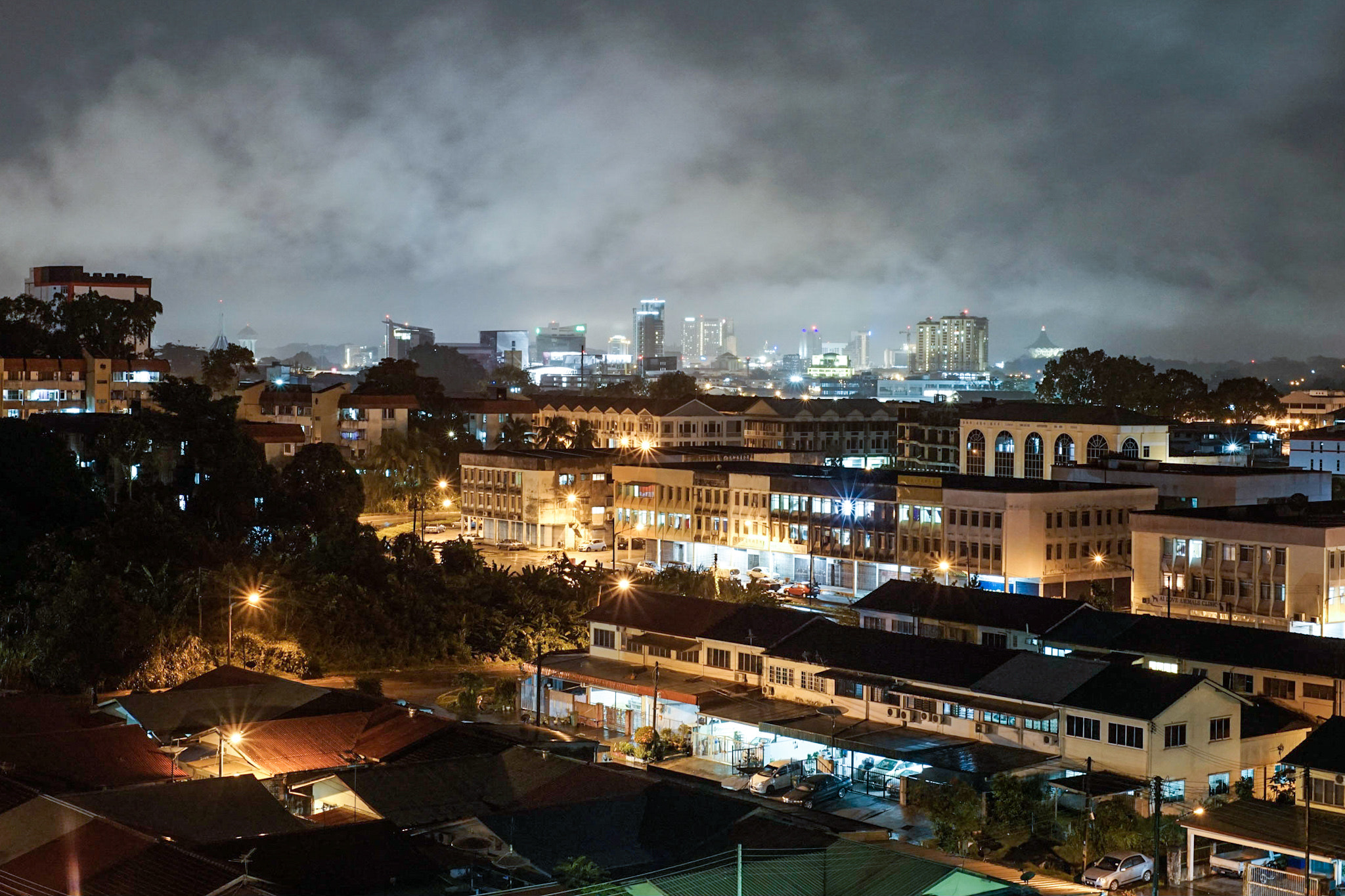 Sony a7 II + Minolta AF 50mm F1.7 sample photo. Kuching after the rain at night photography