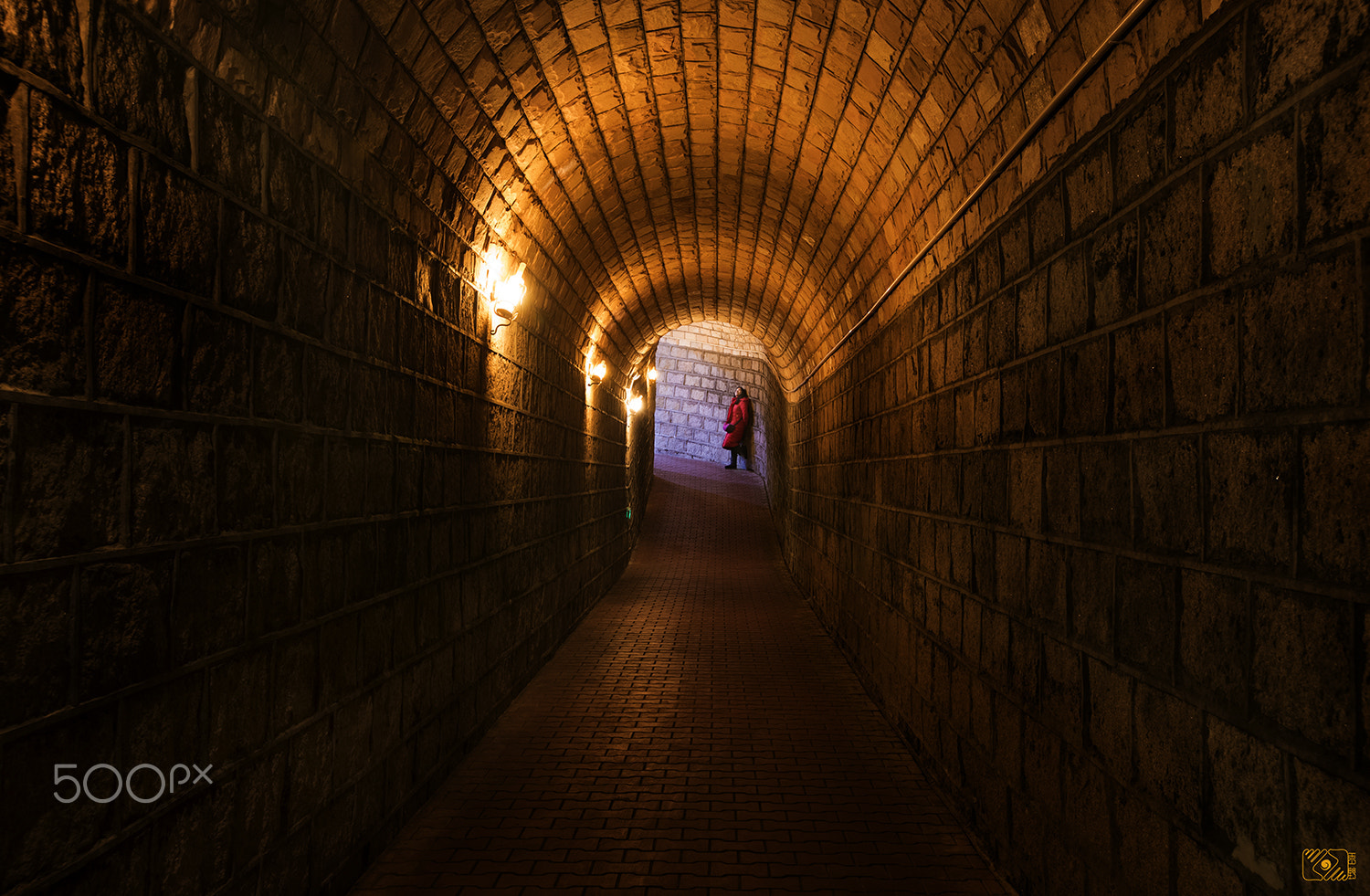 Canon EF 16-35mm F2.8L II USM sample photo. The woman in the cellar photography