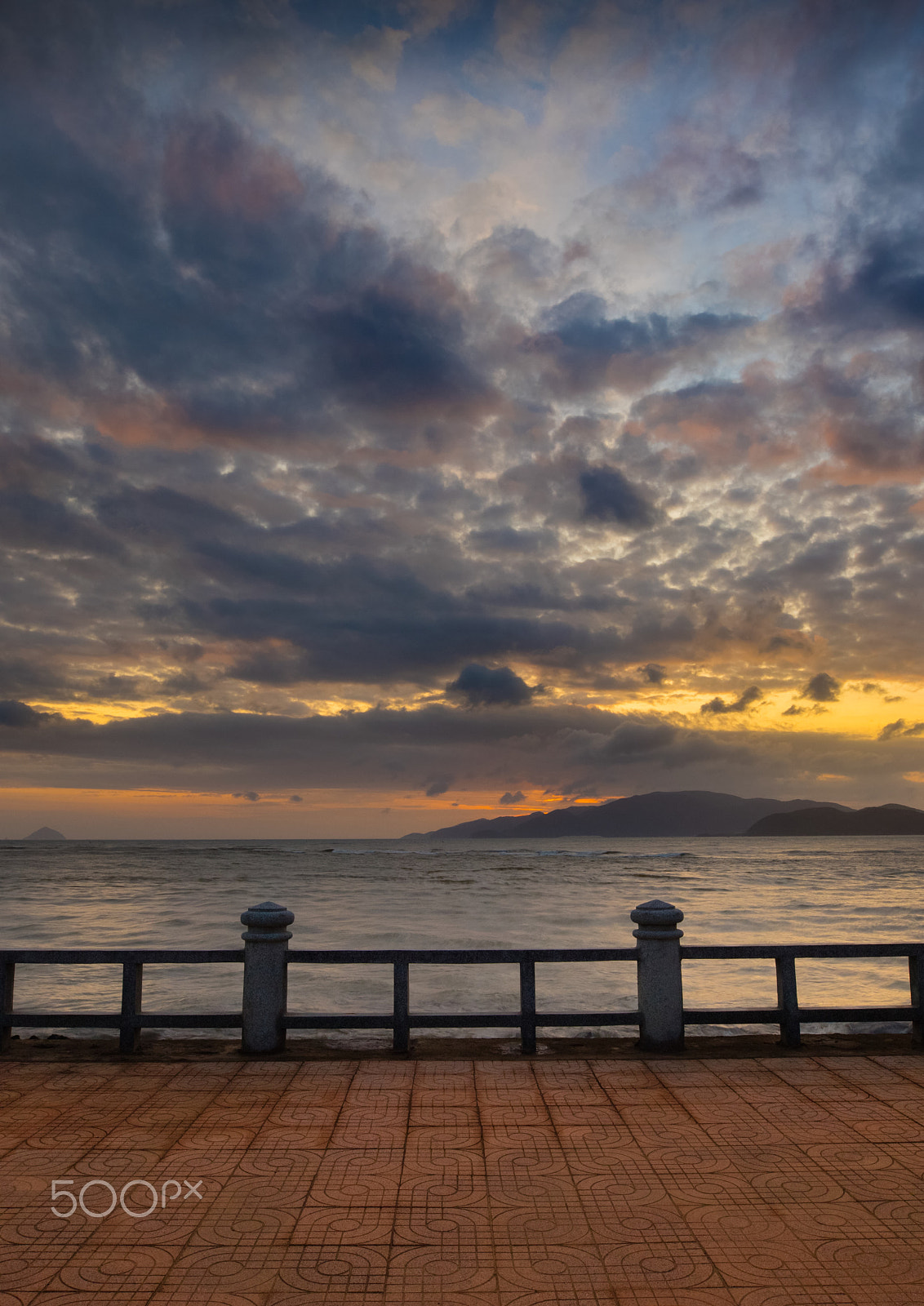 Canon EF 16-35mm F2.8L III USM sample photo. Morning skyline vietnam photography