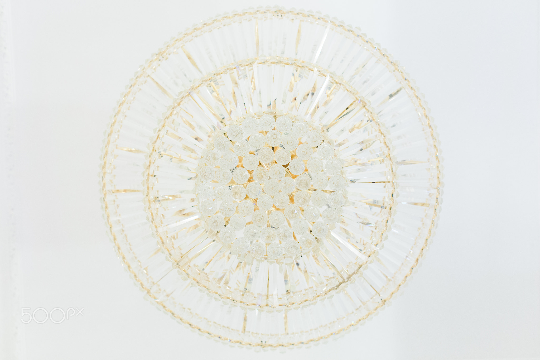 beautiful huge crystal chandelier