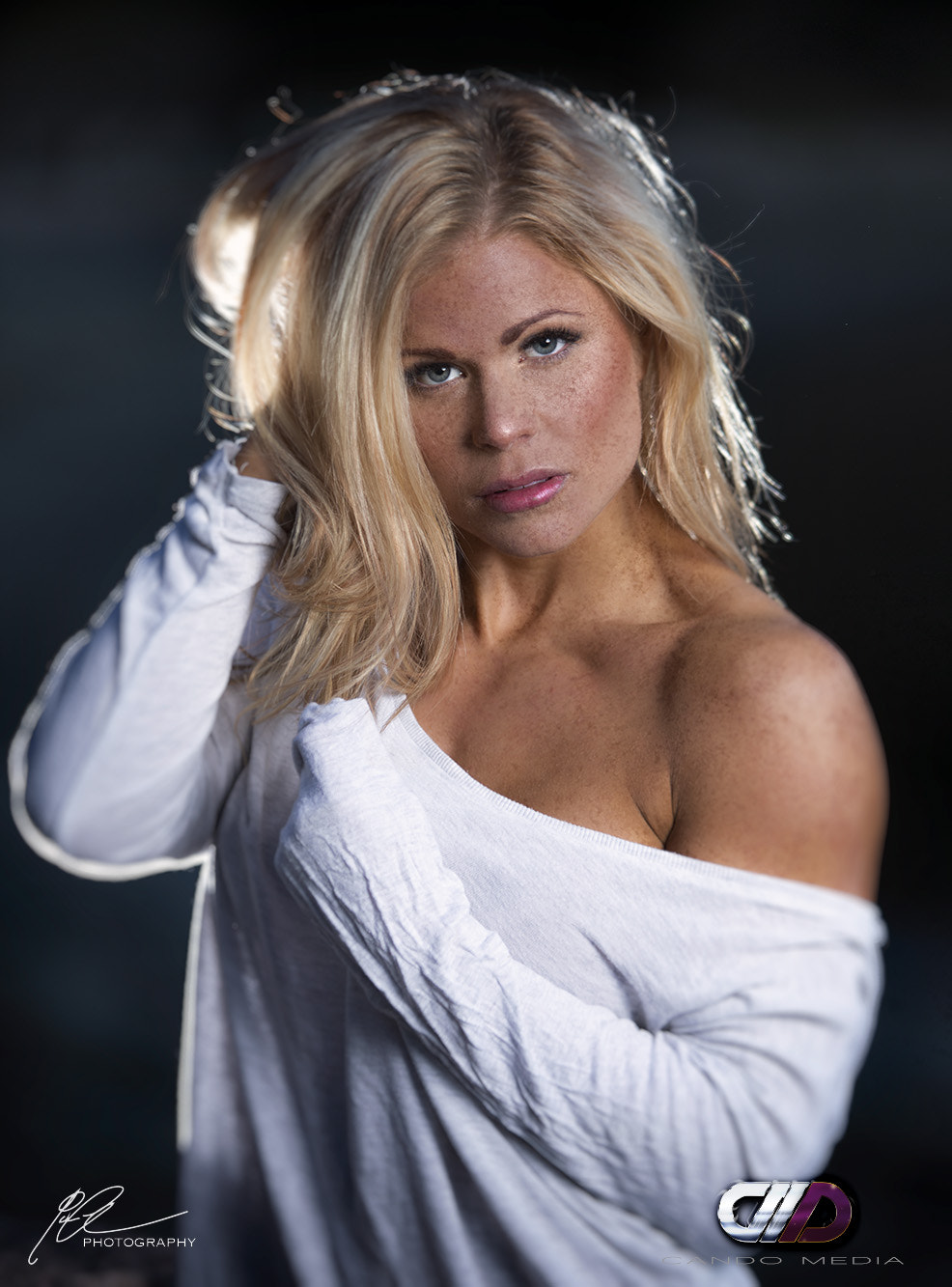 Canon EF 70-200mm F2.8L IS USM sample photo. Tina photography
