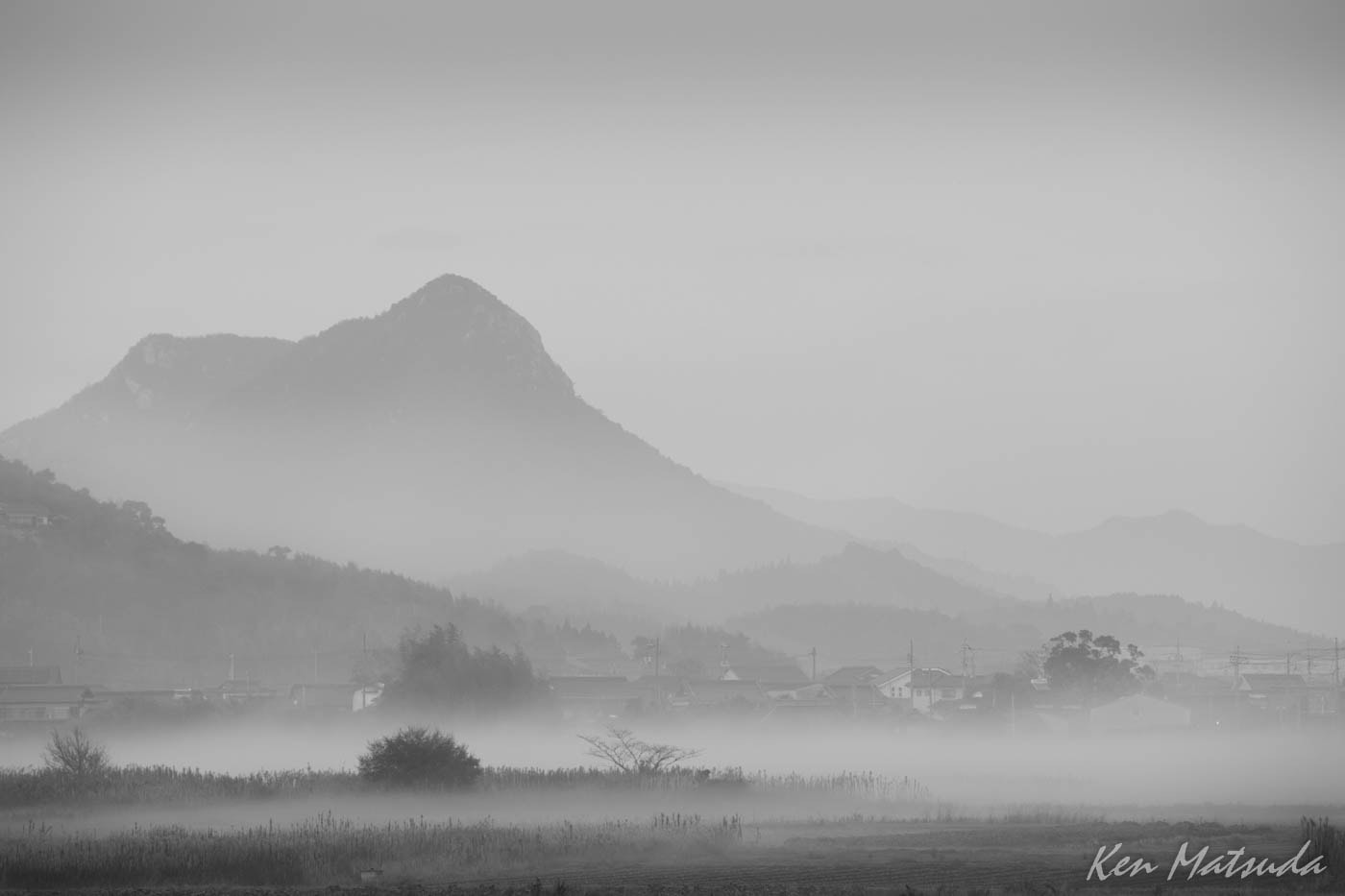Canon EF 70-200mm F2.8L IS USM sample photo. Evening mist photography