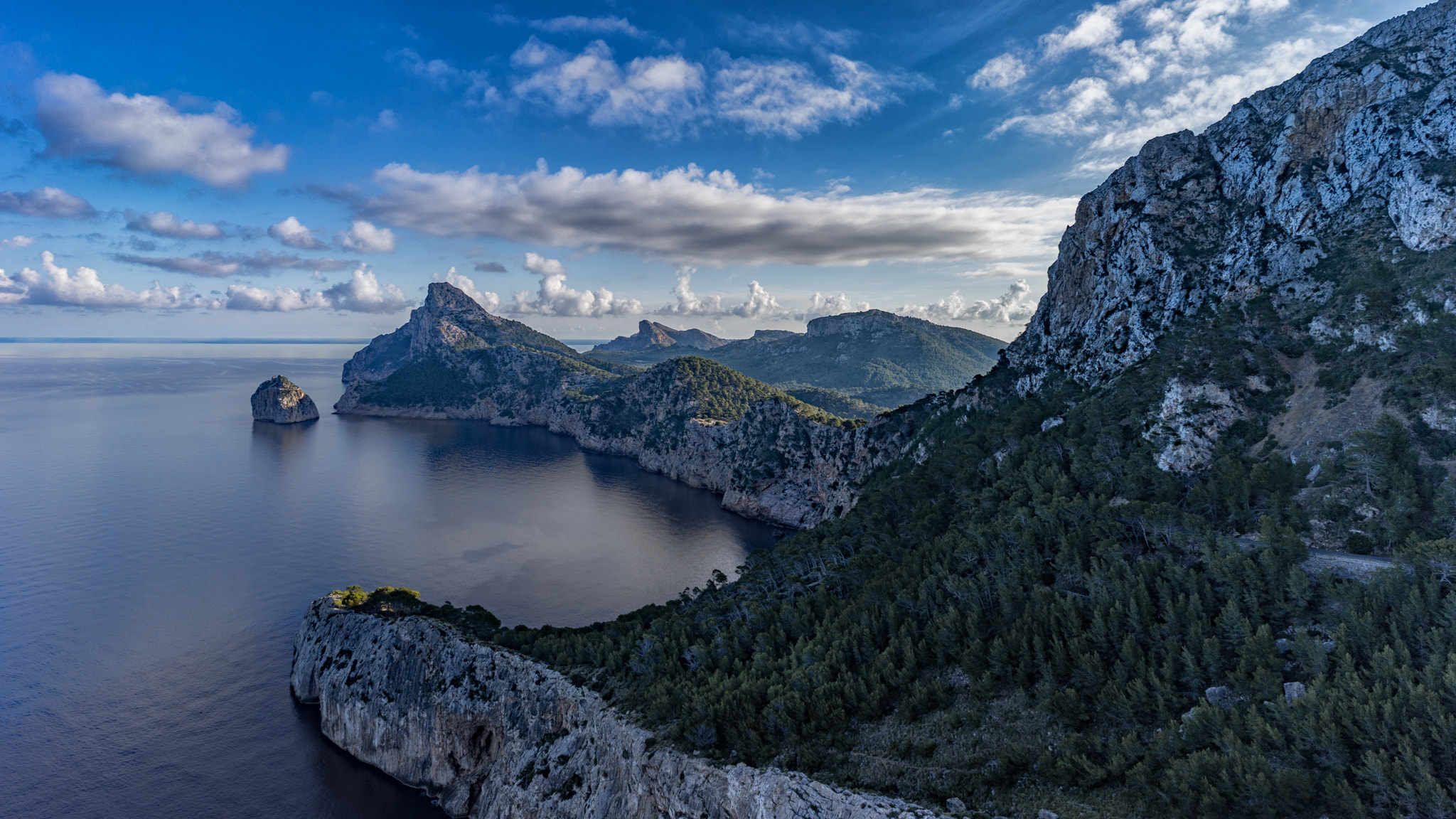 Sony a7 II + ZEISS Batis 18mm F2.8 sample photo. Roadtrip mallorca 2016  photography