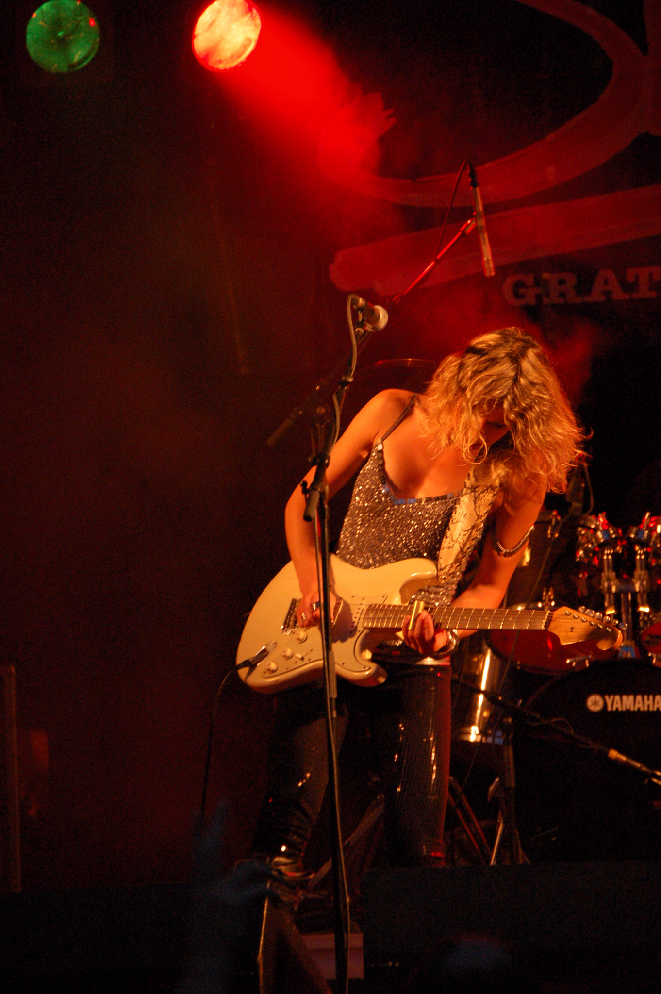 Nikon D50 sample photo. Anna popovic in action photography