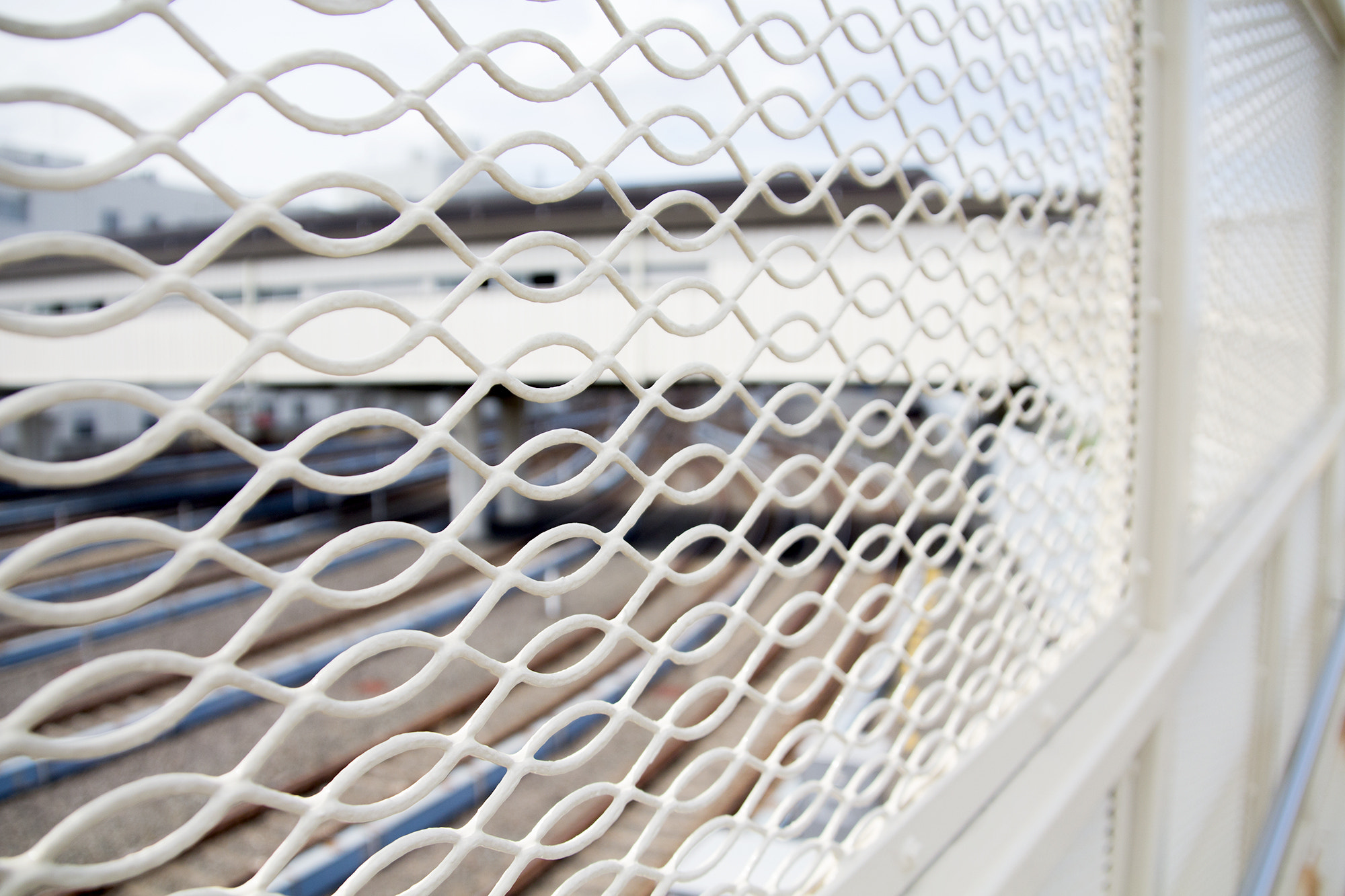 Canon EOS 650D (EOS Rebel T4i / EOS Kiss X6i) sample photo. Fence photography