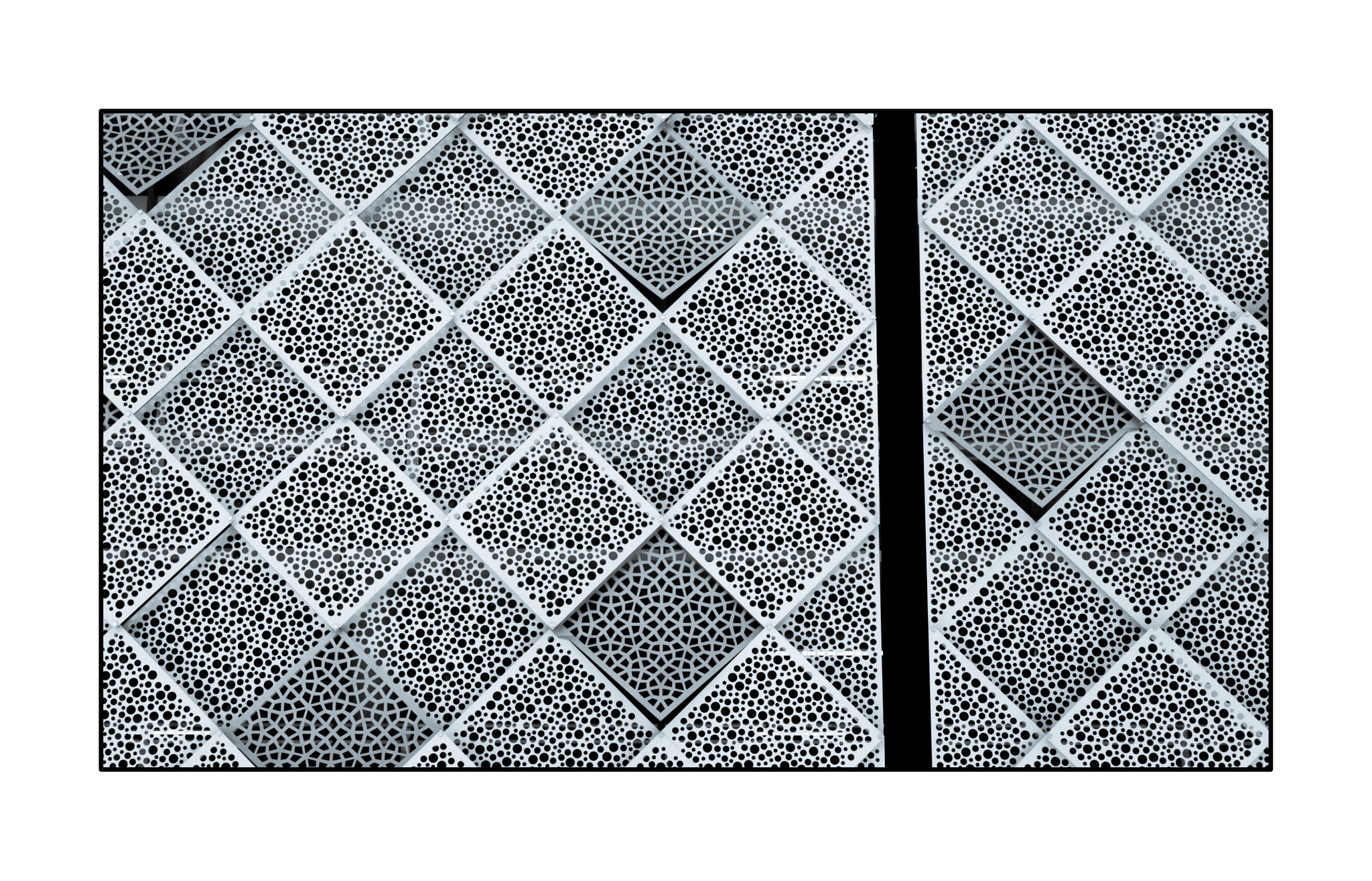 Panasonic DMC-TZ110 sample photo. Geometric lace photography