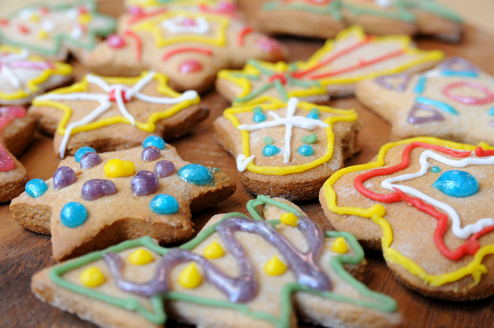 Nikon D300 + Sigma 18-50mm F2.8 EX DC Macro sample photo. Christmas cookies photography