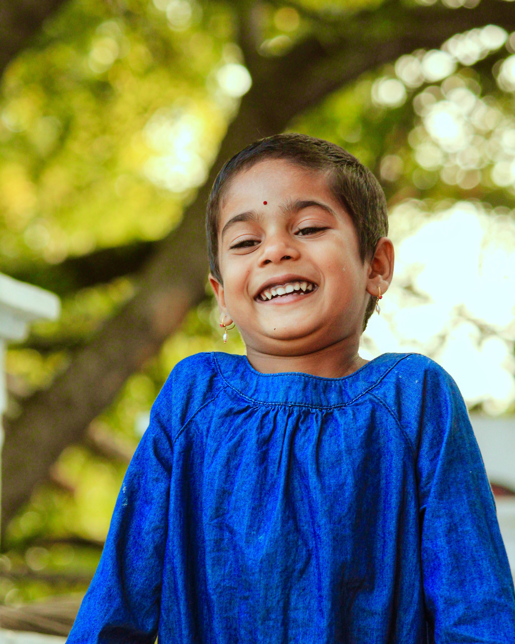 Canon EF-S 55-250mm F4-5.6 IS II sample photo. Laugh like there is no  tomorrow photography