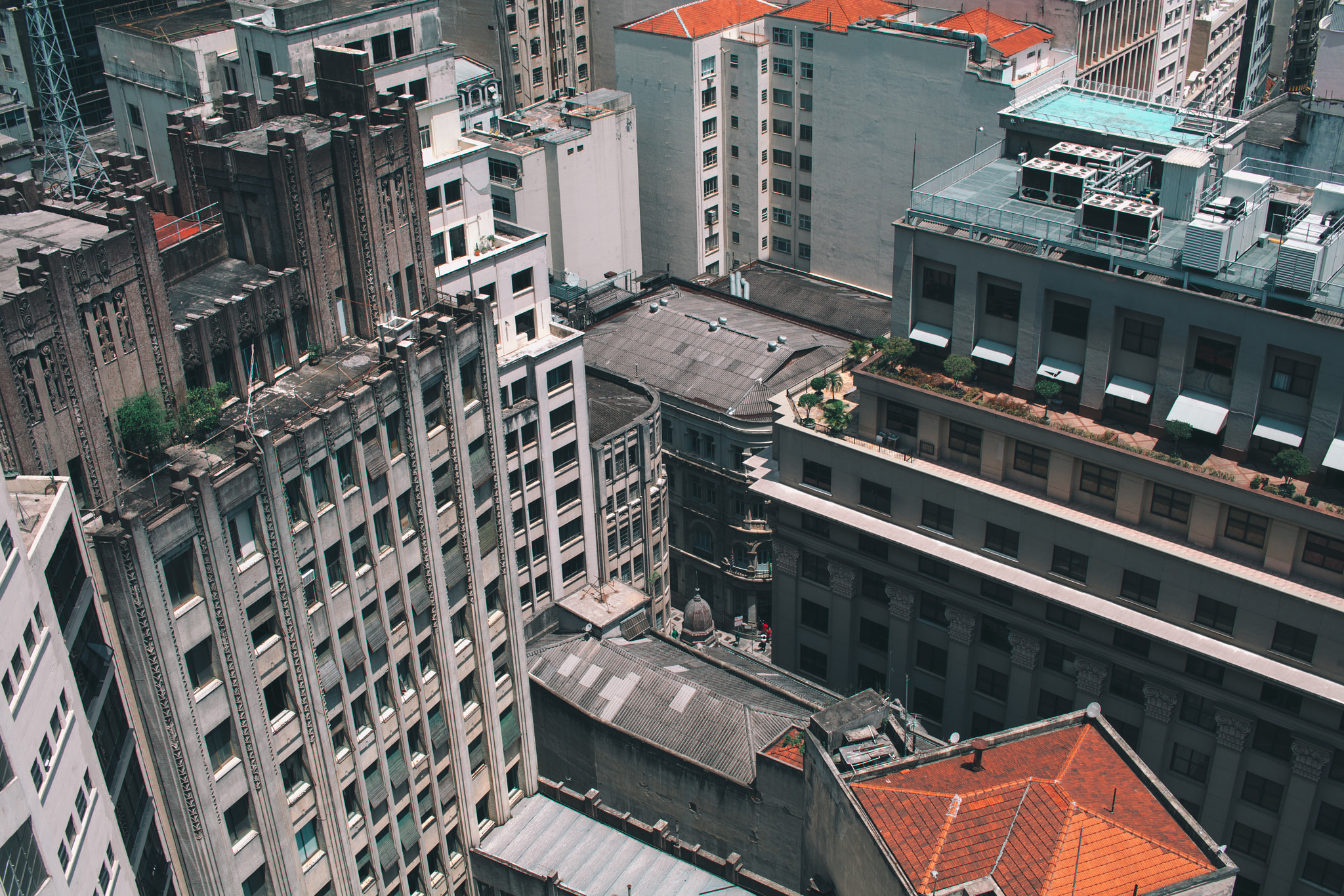 Canon EF-S 24mm F2.8 STM sample photo. Centro velho photography