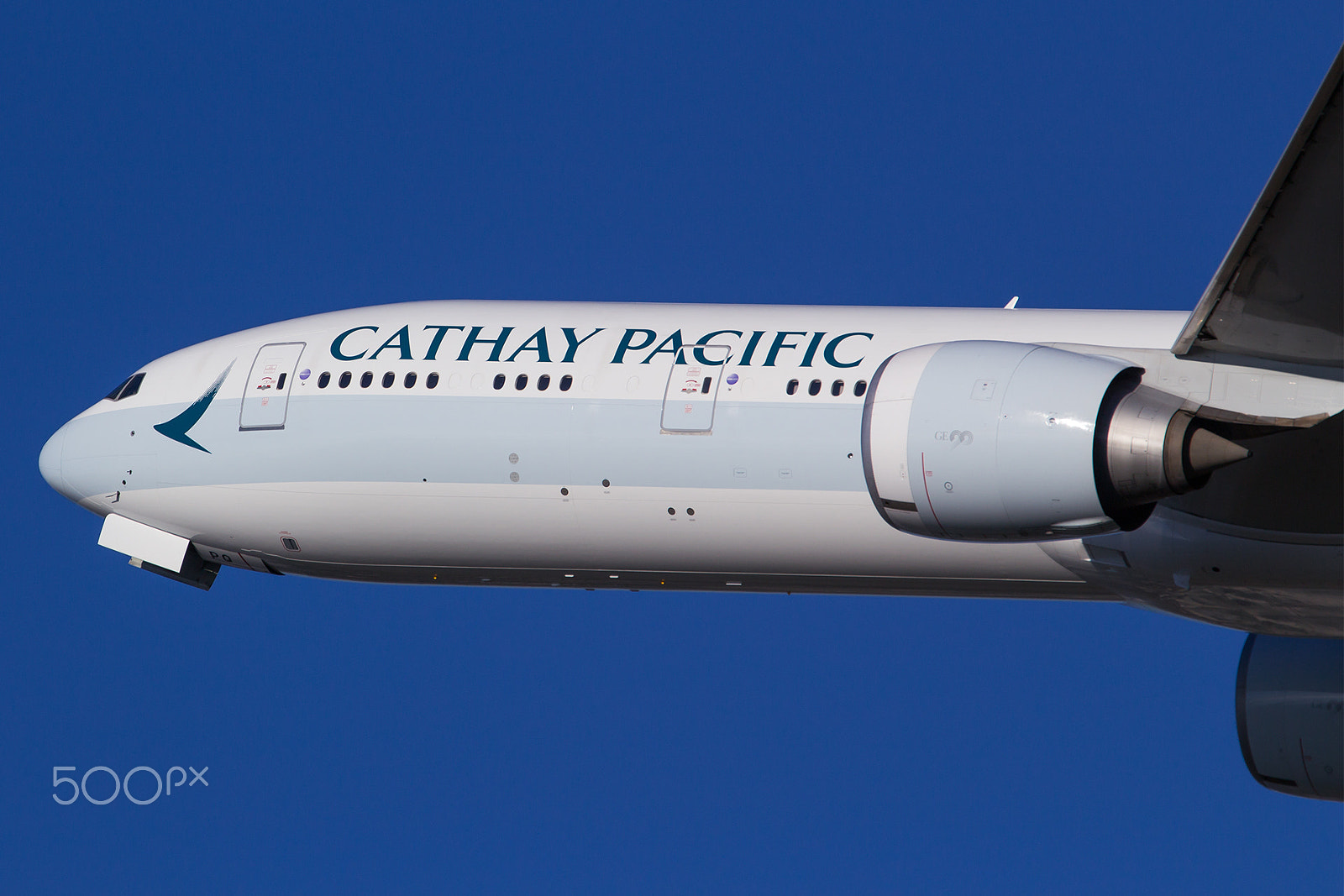 Canon EF 100-400mm F4.5-5.6L IS USM sample photo. B-kpq cathay pacific boeing 777-367(er) photography