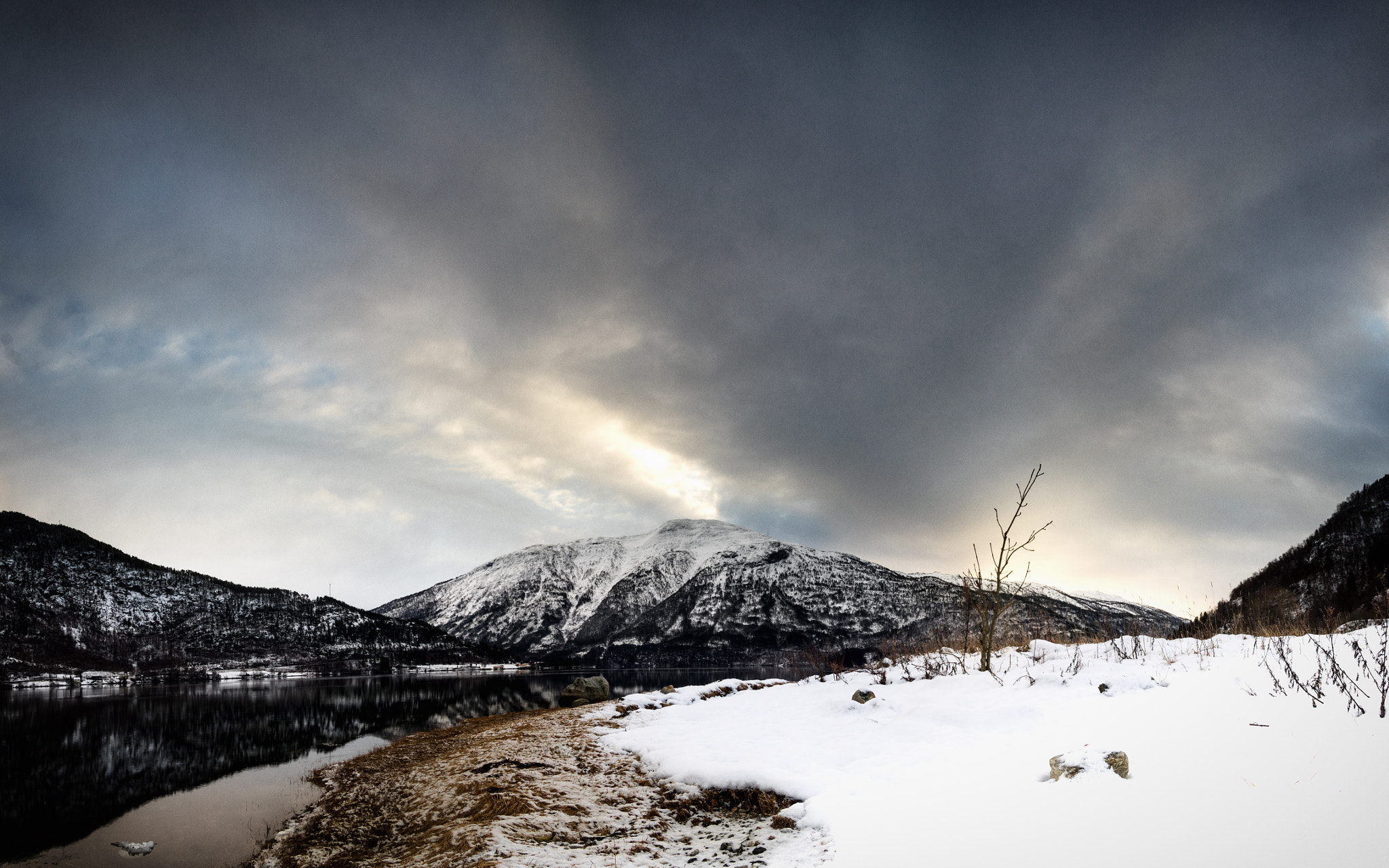 Pentax smc DA* 16-50mm F2.8 ED AL (IF) SDM sample photo. Norwegian skies photography