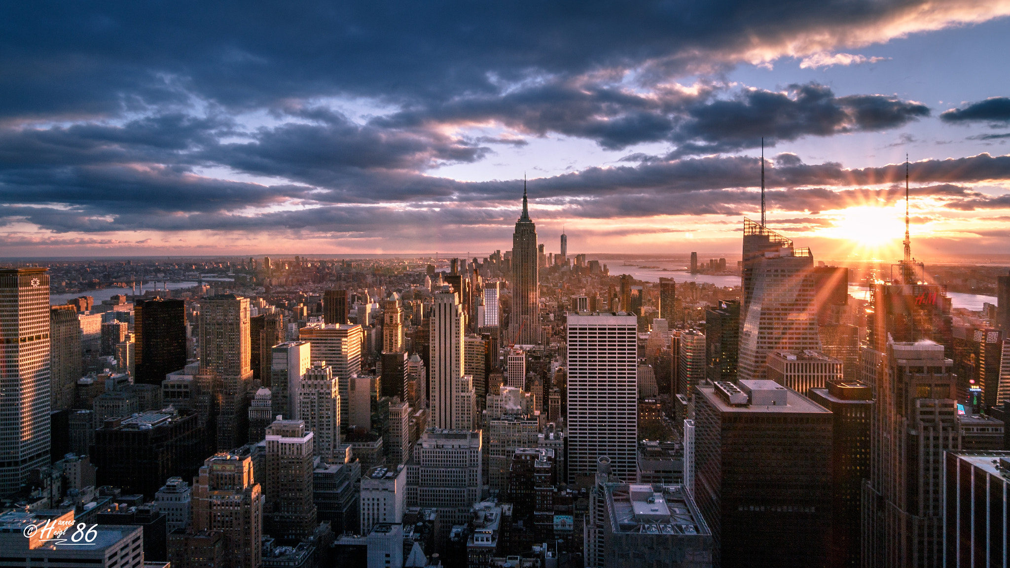 Canon EOS 650D (EOS Rebel T4i / EOS Kiss X6i) sample photo. Sunset at rockefeller center photography