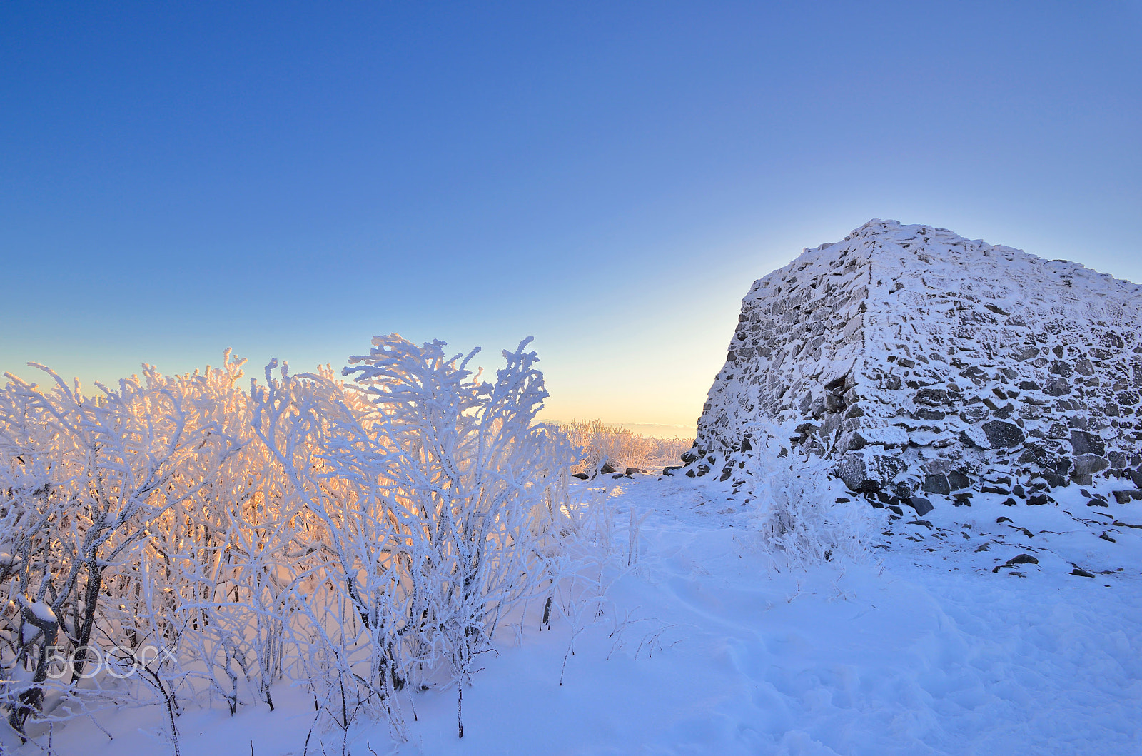 Nikon AF-S Nikkor 17-35mm F2.8D ED-IF sample photo. At the mt.taebaek photography