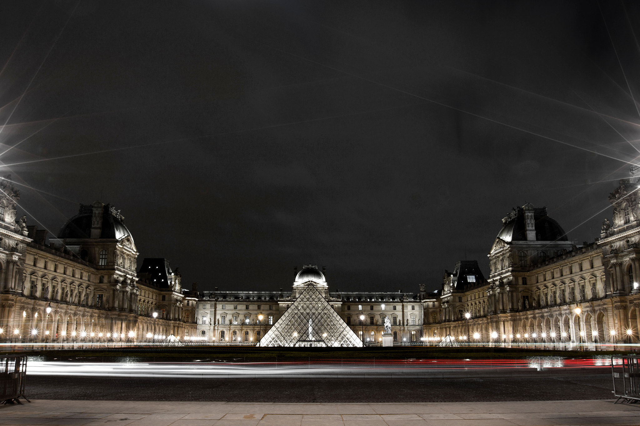 Canon EF 16-35mm F2.8L II USM sample photo. Musee de louvre photography