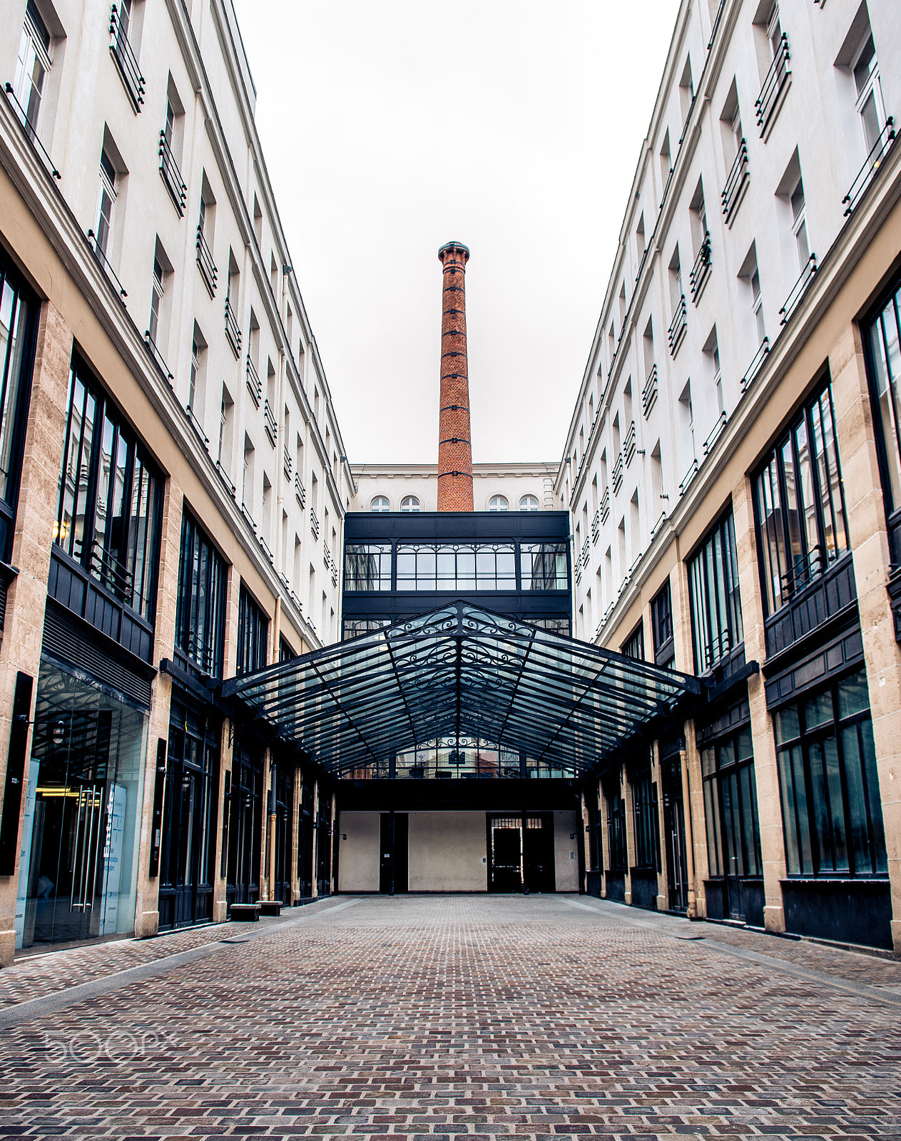 Nikon D500 sample photo. Factory courtyard in paris france photography