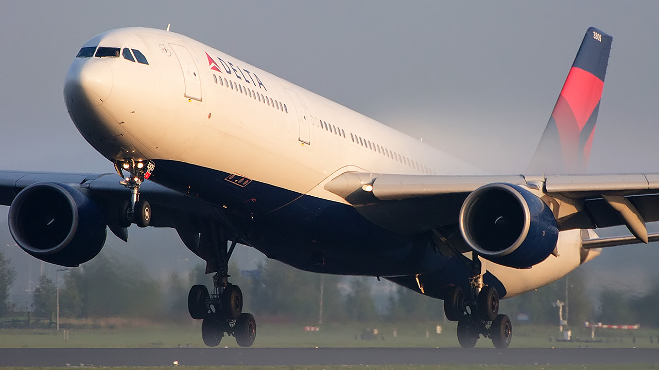 Canon EOS 1100D (EOS Rebel T3 / EOS Kiss X50) sample photo. Airbus a330-300 | delta air lines photography