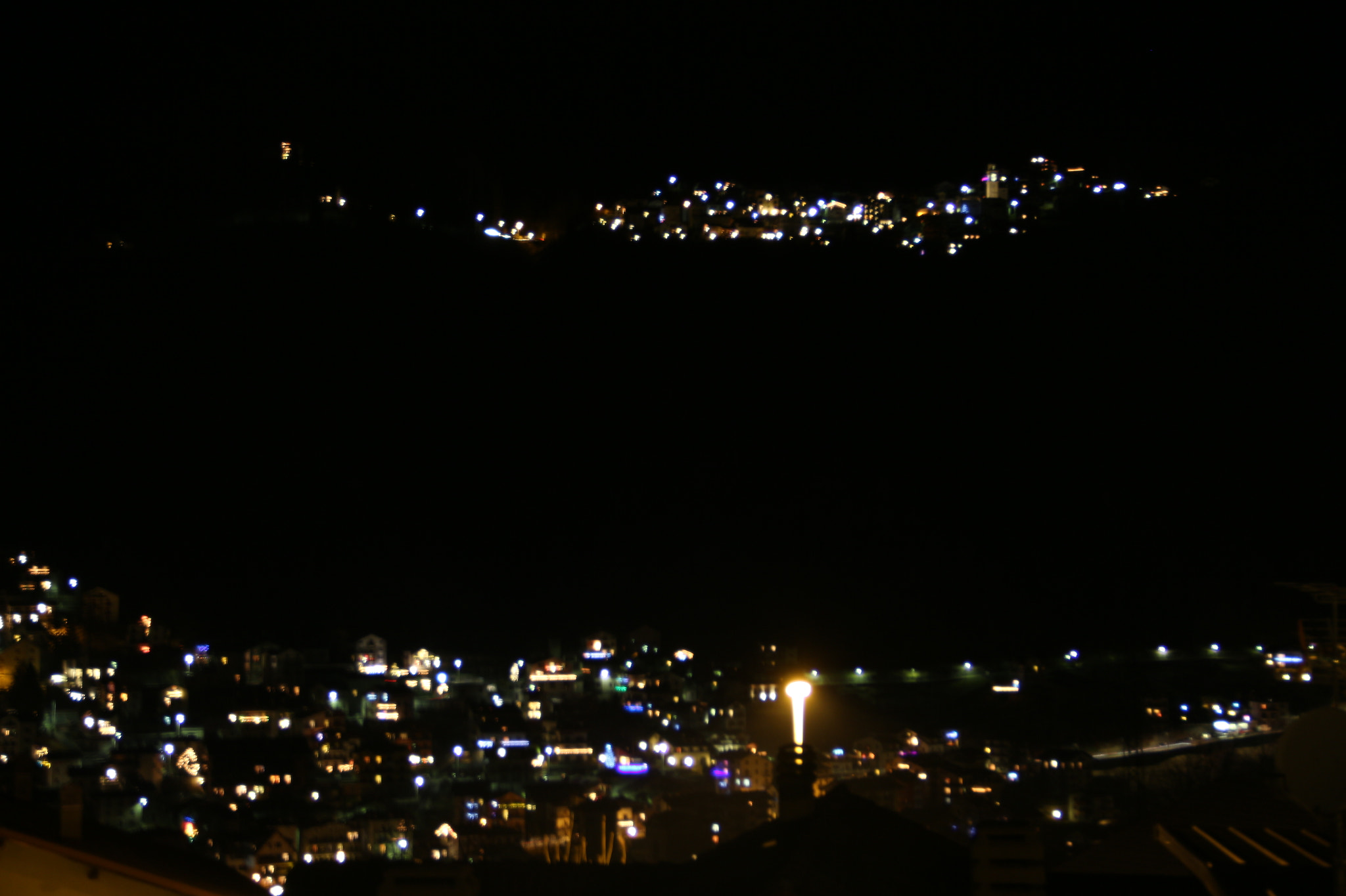 Canon EF-S 18-135mm F3.5-5.6 IS sample photo. Valmalenco di notte photography