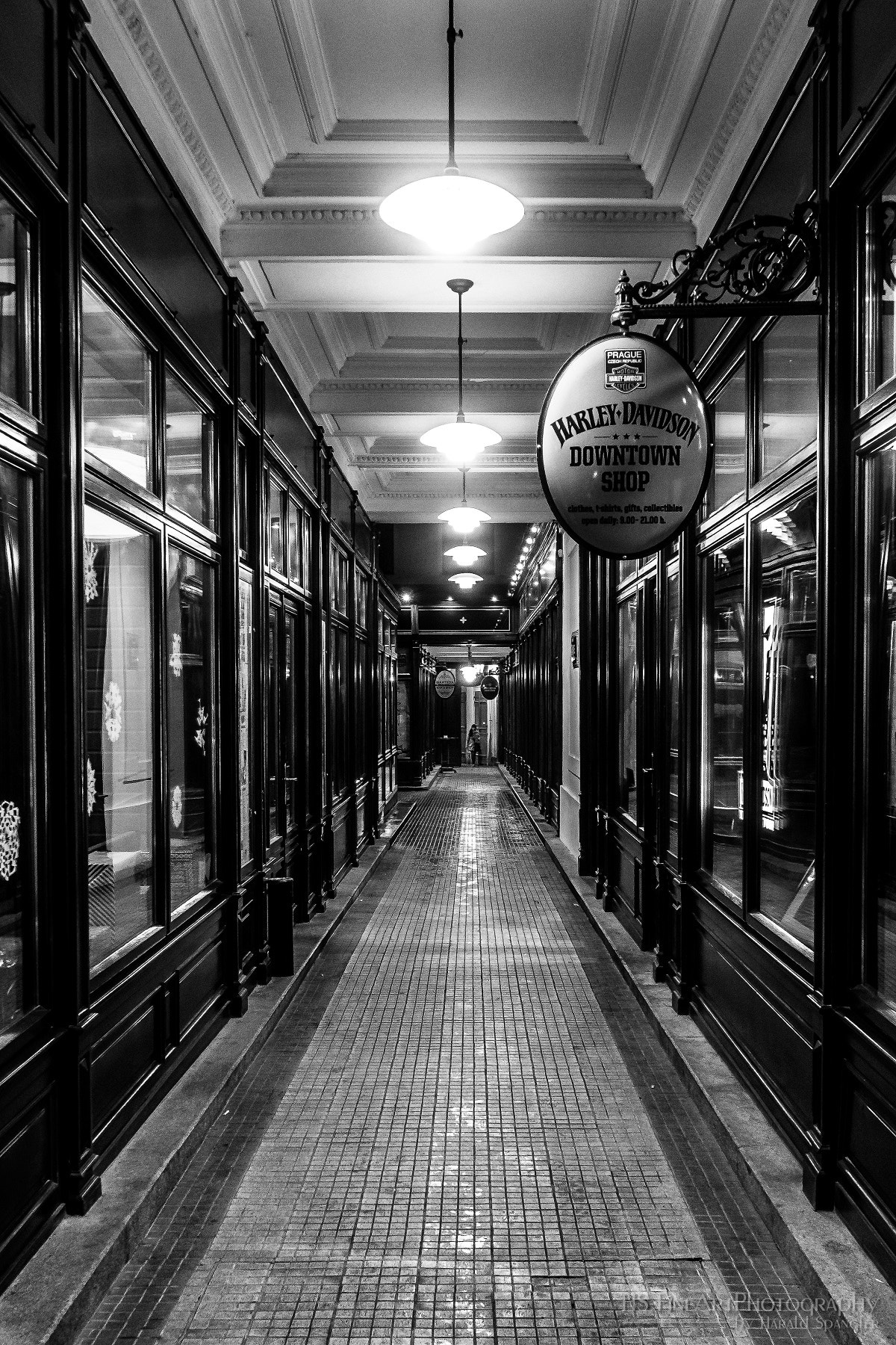 Olympus OM-D E-M1 sample photo. Anywhere in prague photography