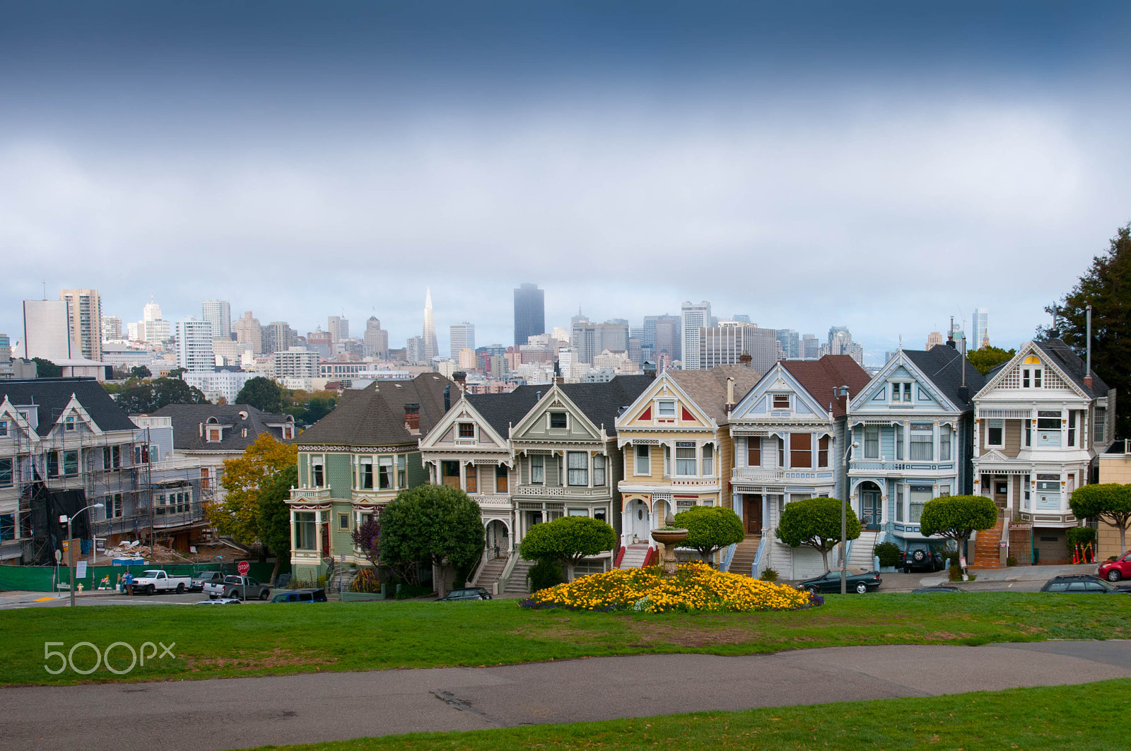 Nikon AF-S Nikkor 14-24mm F2.8G ED sample photo. Painted ladies cityscape photography