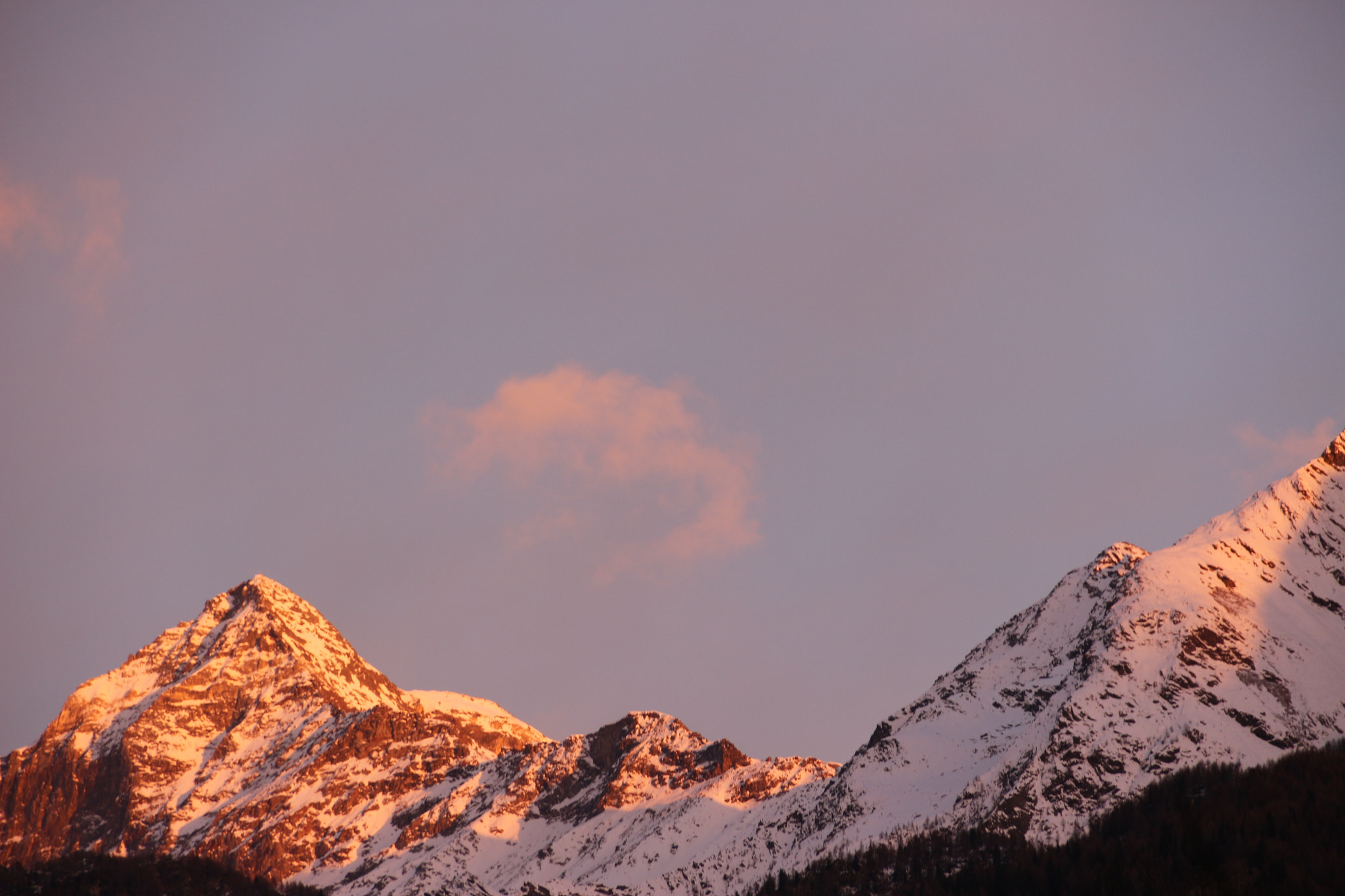Canon EF-S 18-135mm F3.5-5.6 IS sample photo. Pizzo scalino photography
