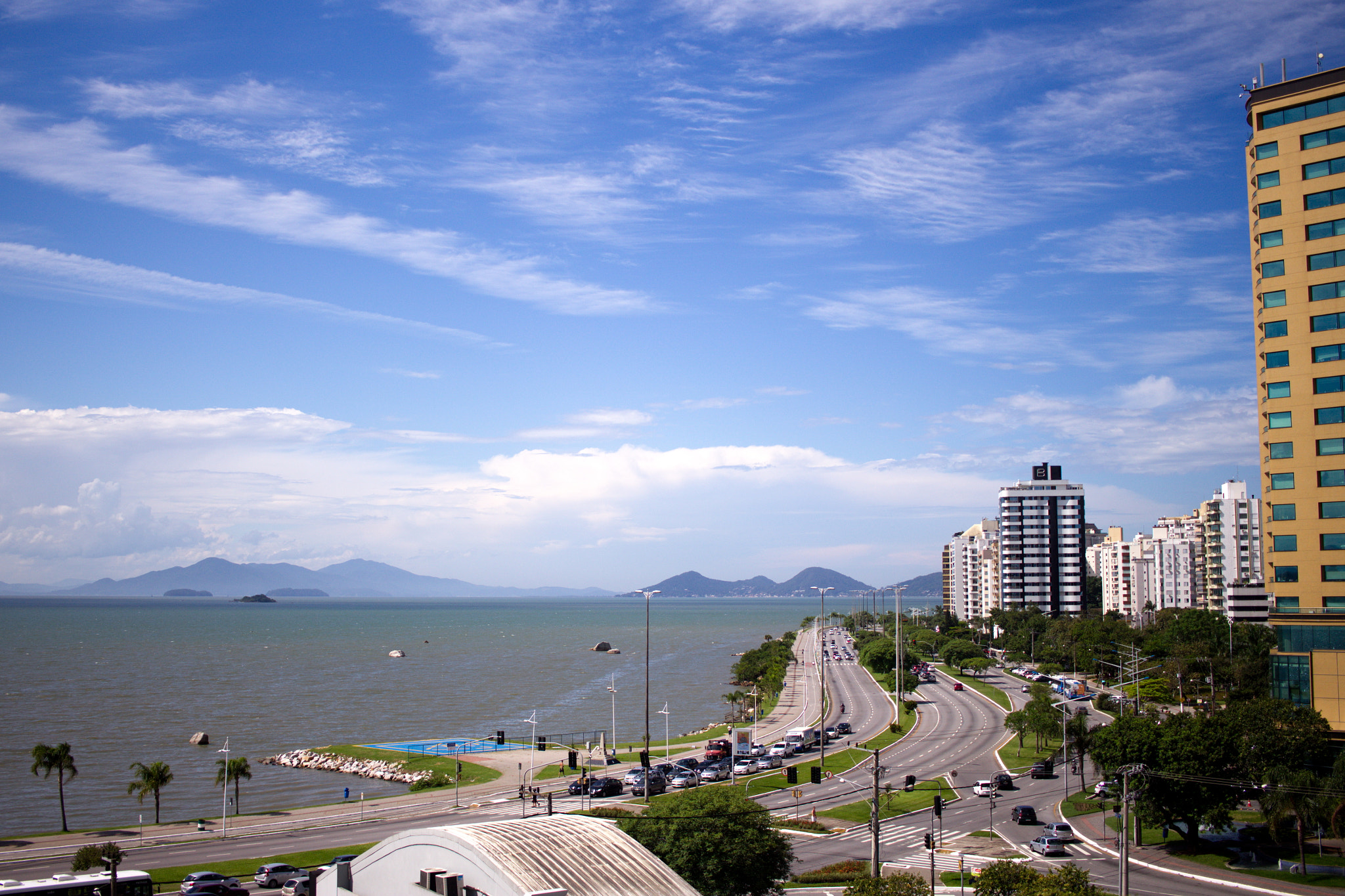 Canon EF-S 24mm F2.8 STM sample photo. Beira mar avenue photography