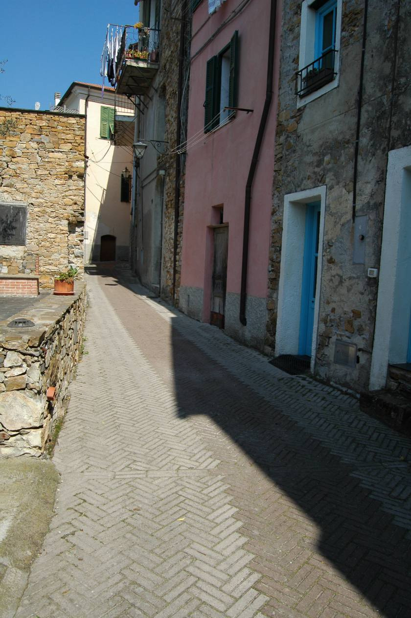 Nikon D70 sample photo. Civezza (im) photography