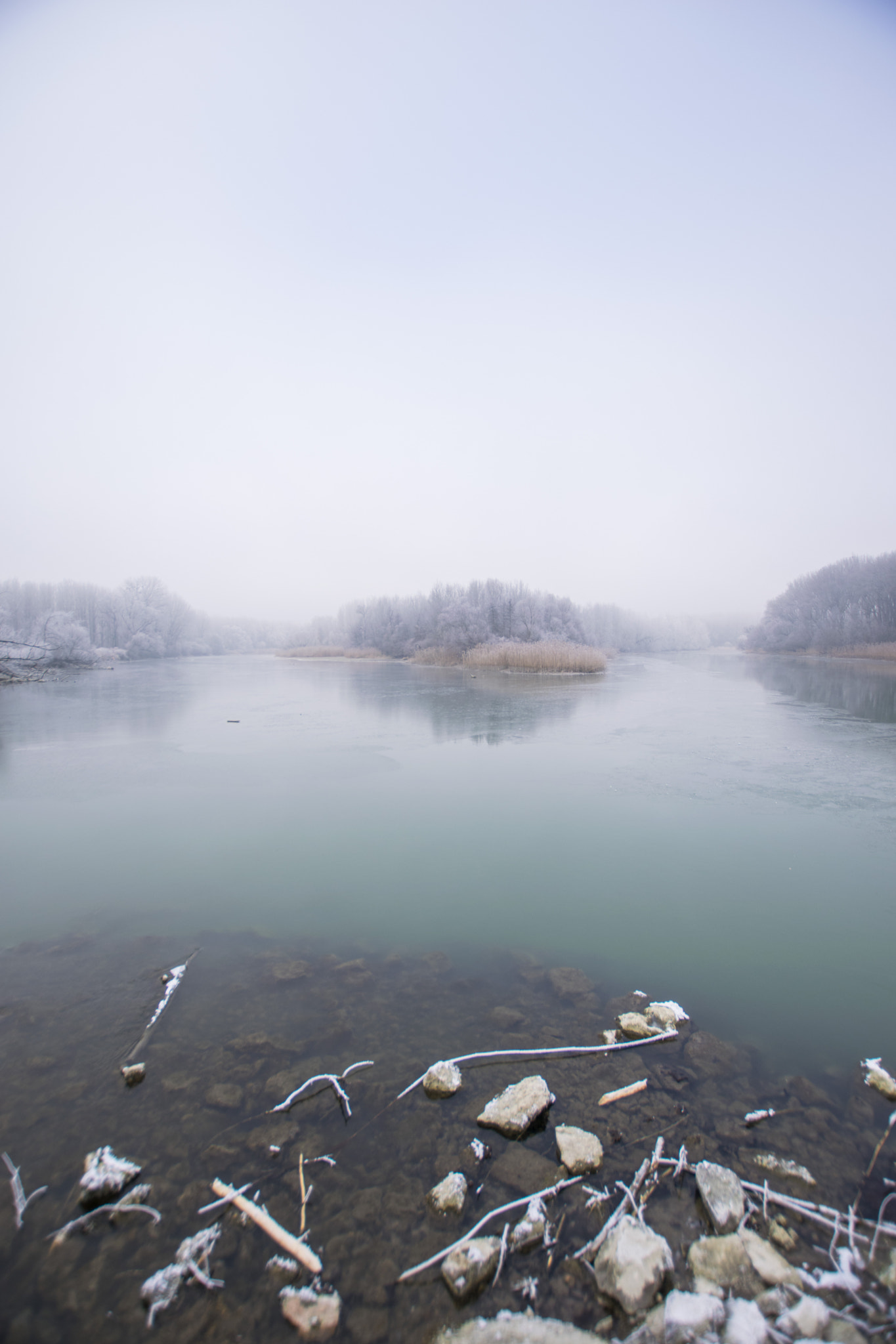 Nikon D3300 + Sigma 10-20mm F3.5 EX DC HSM sample photo. Winter riverside photography