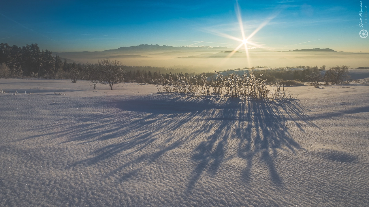 Samyang 14mm F2.8 ED AS IF UMC sample photo. Cold sunset with the tatra mountains. photography