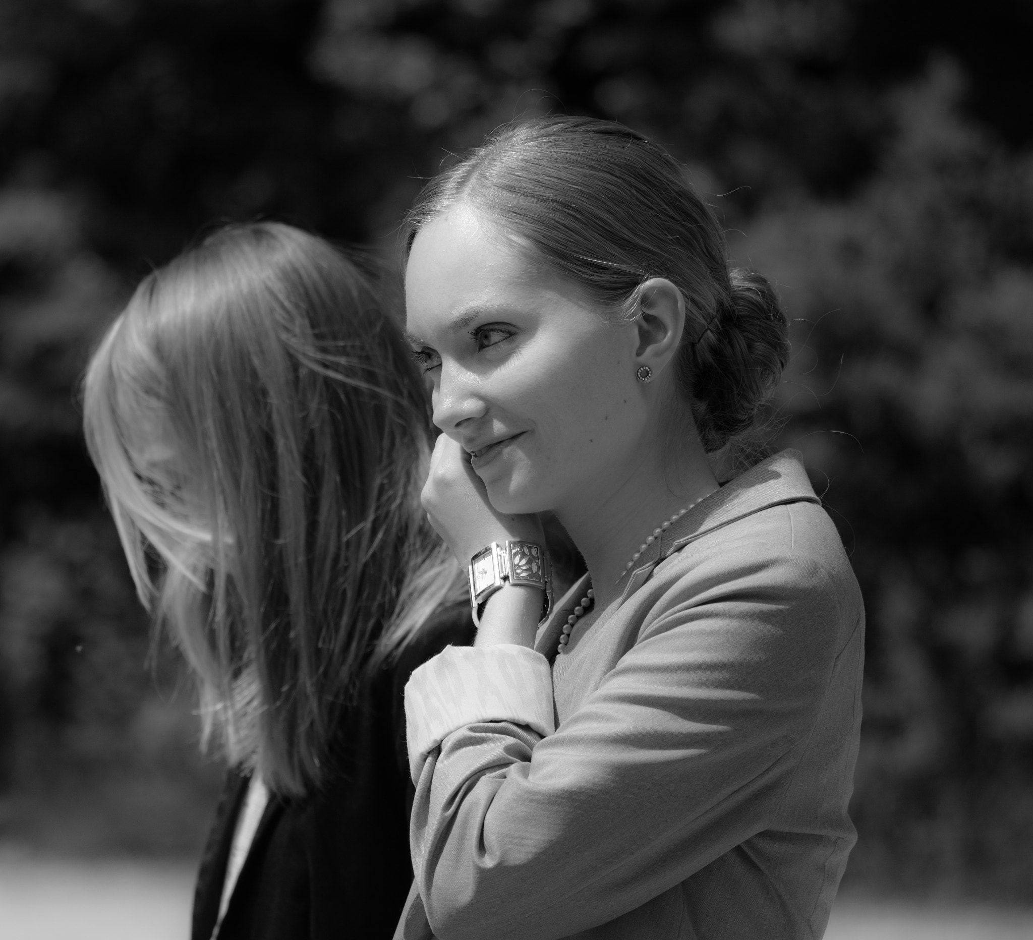 Sigma 150-600mm F5-6.3 DG OS HSM | S sample photo. Sisters photography