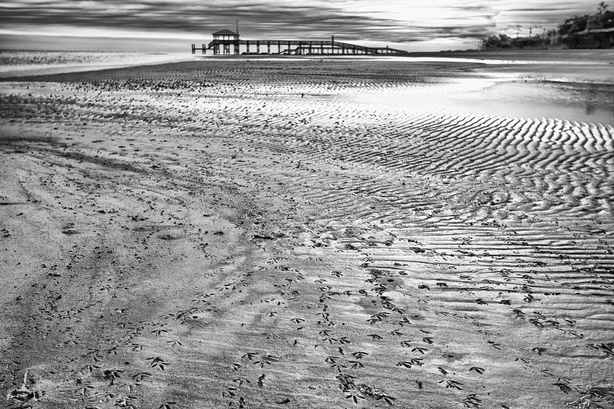 Canon EF-S 10-22mm F3.5-4.5 USM sample photo. Footprints photography