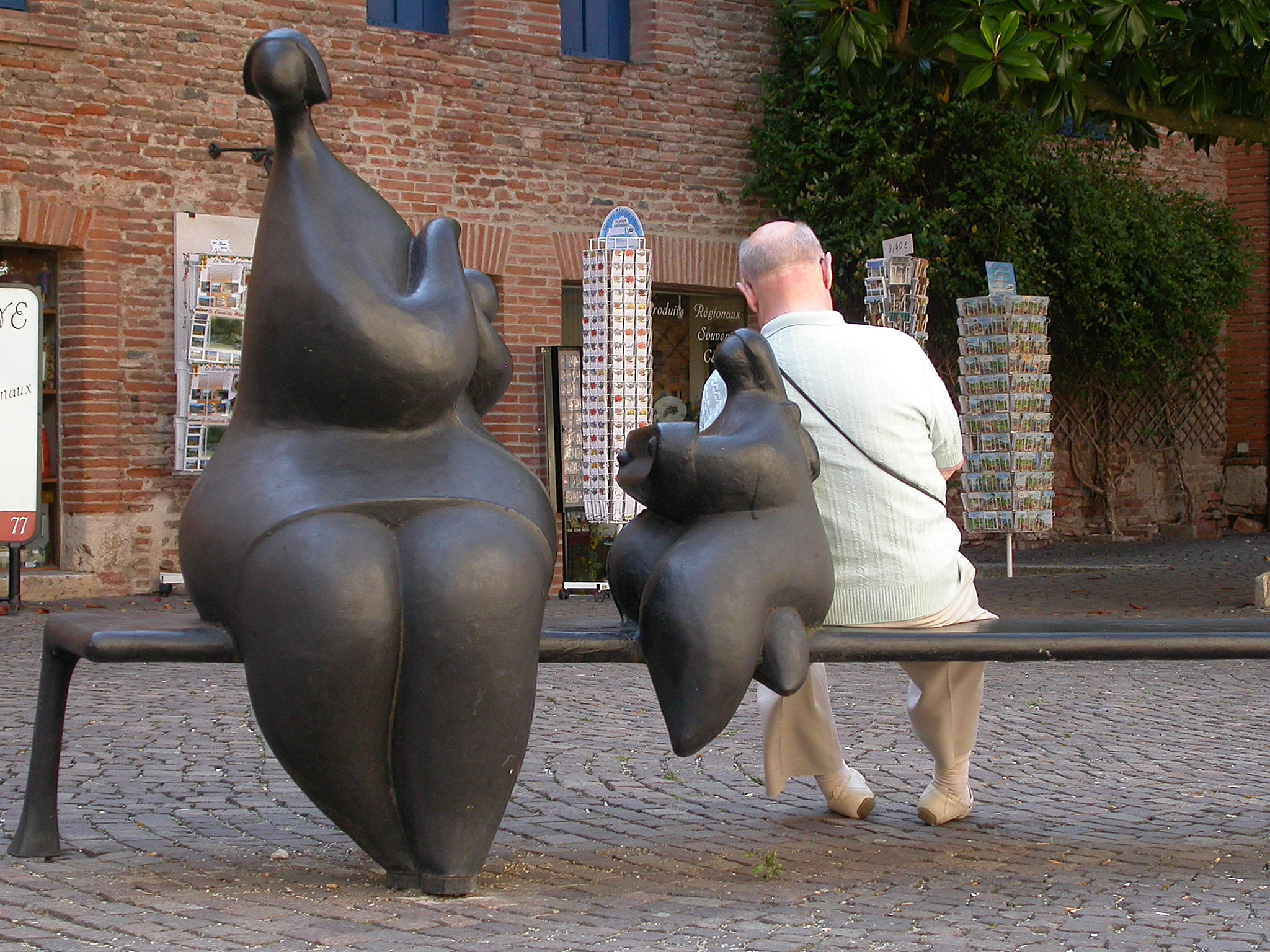 Nikon E4500 sample photo. Moissac photography
