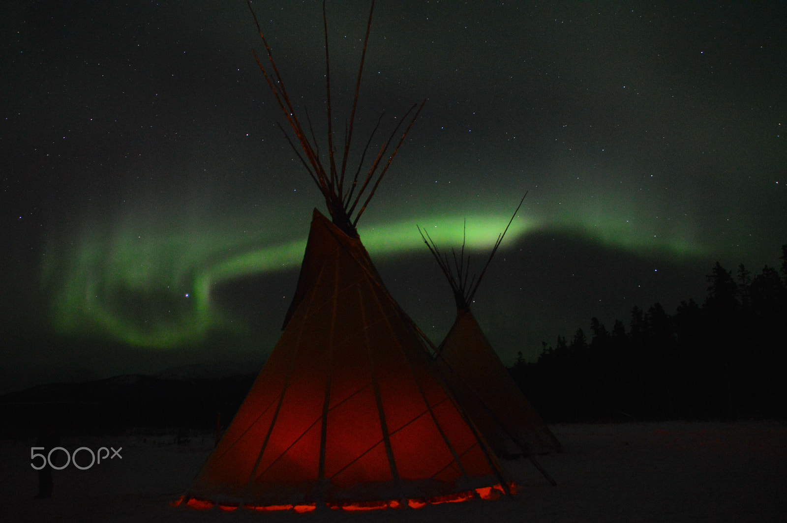 Sigma 18-200mm F3.5-6.3 II DC OS HSM sample photo. Aurora borealis photography