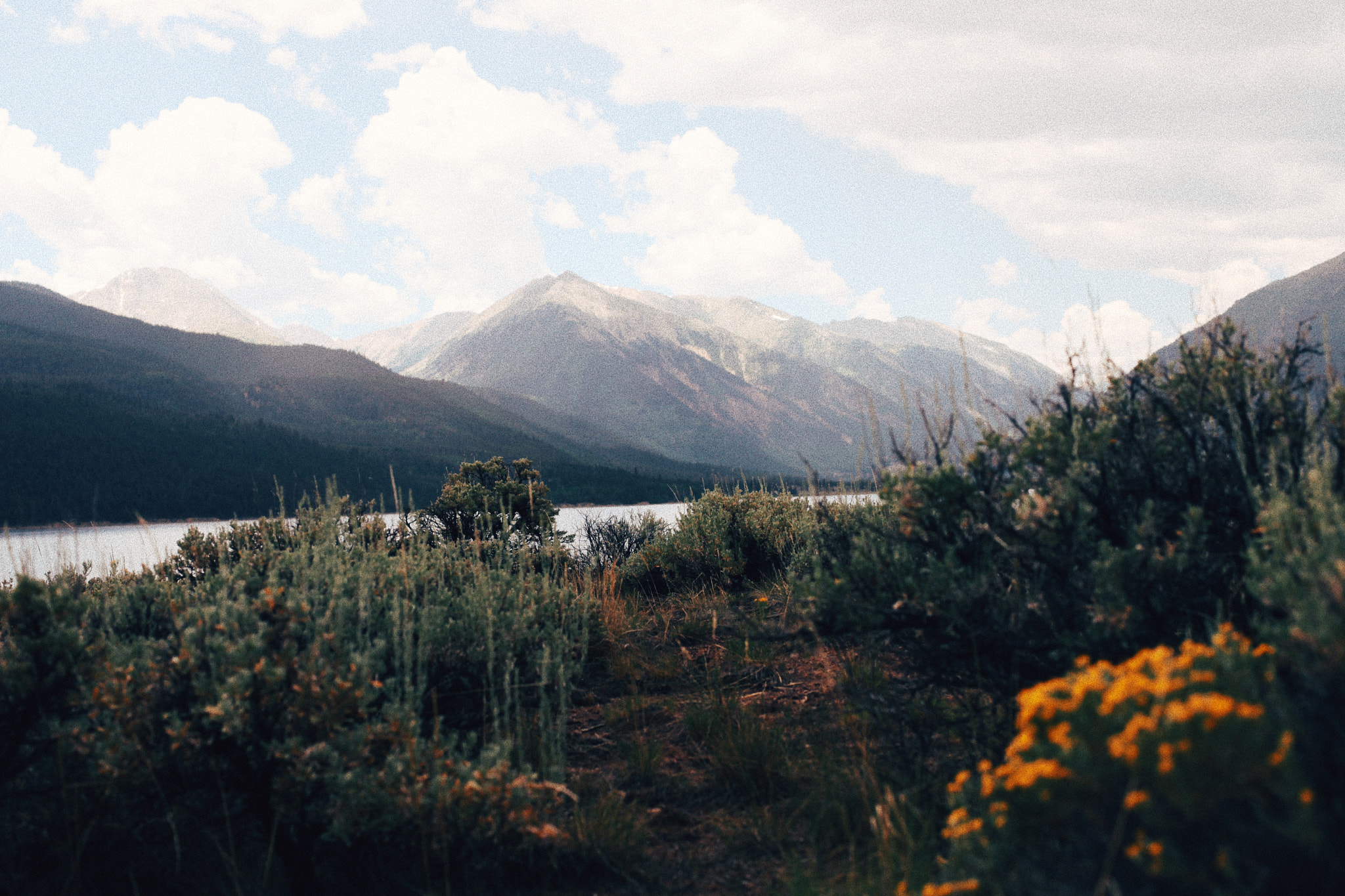 Canon EF 50mm F1.4 USM sample photo. Twin lakes, colorado. photography