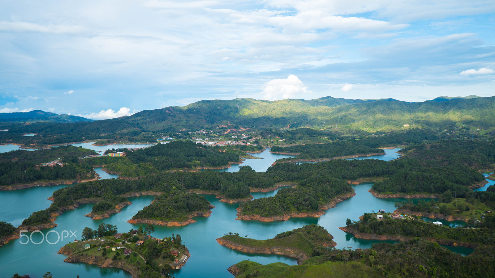 Sony a7S + Sony FE 28-70mm F3.5-5.6 OSS sample photo. Another day in south america photography