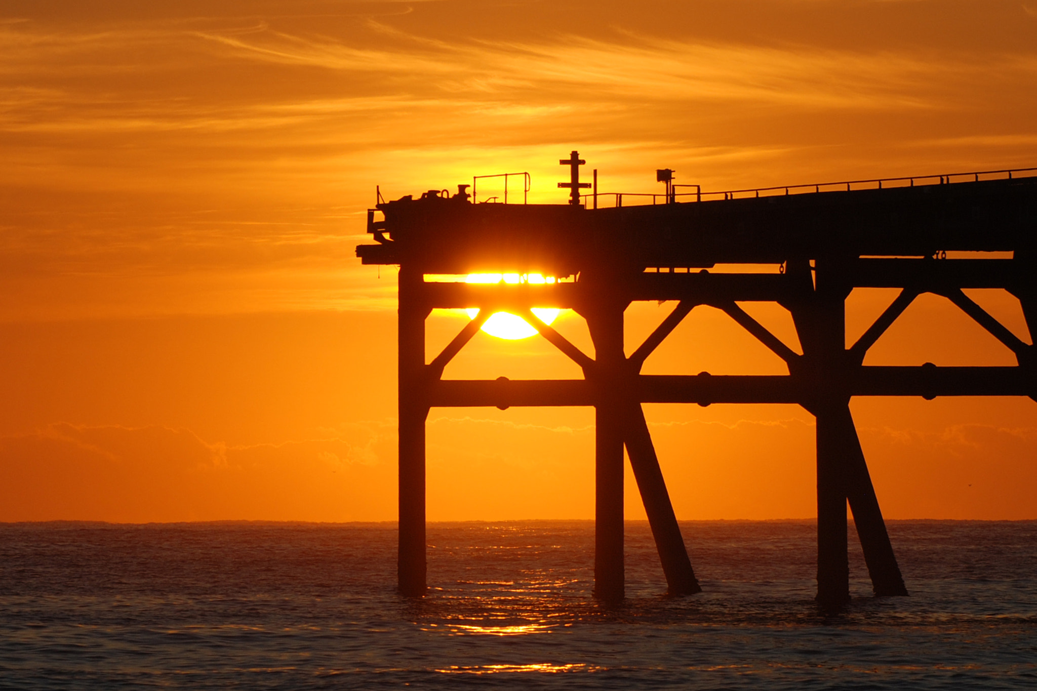 Nikon D80 sample photo. Sun in the centre photography