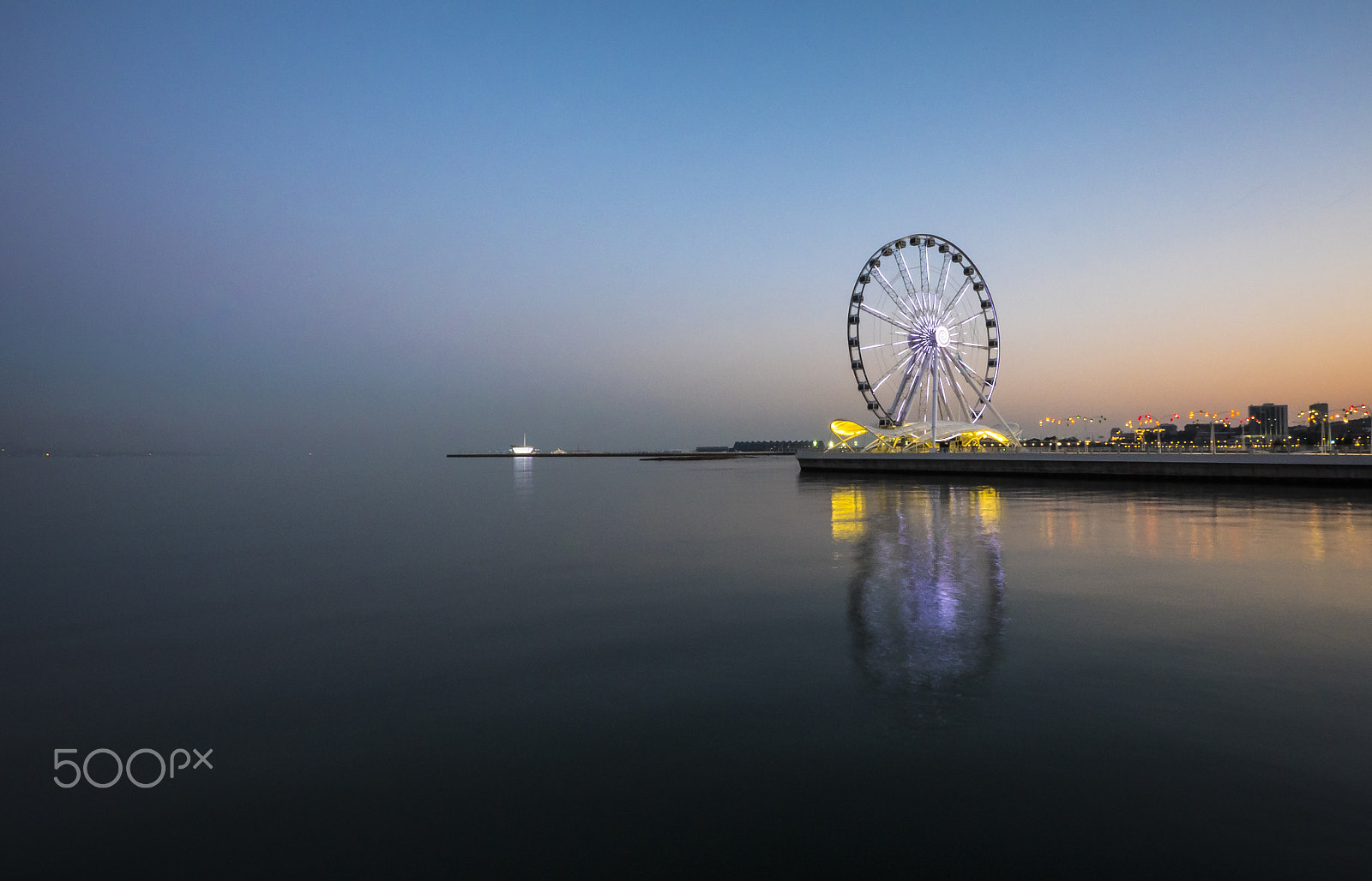 Panasonic Lumix G Vario 7-14mm F4 ASPH sample photo. Baku ferris wheel photography