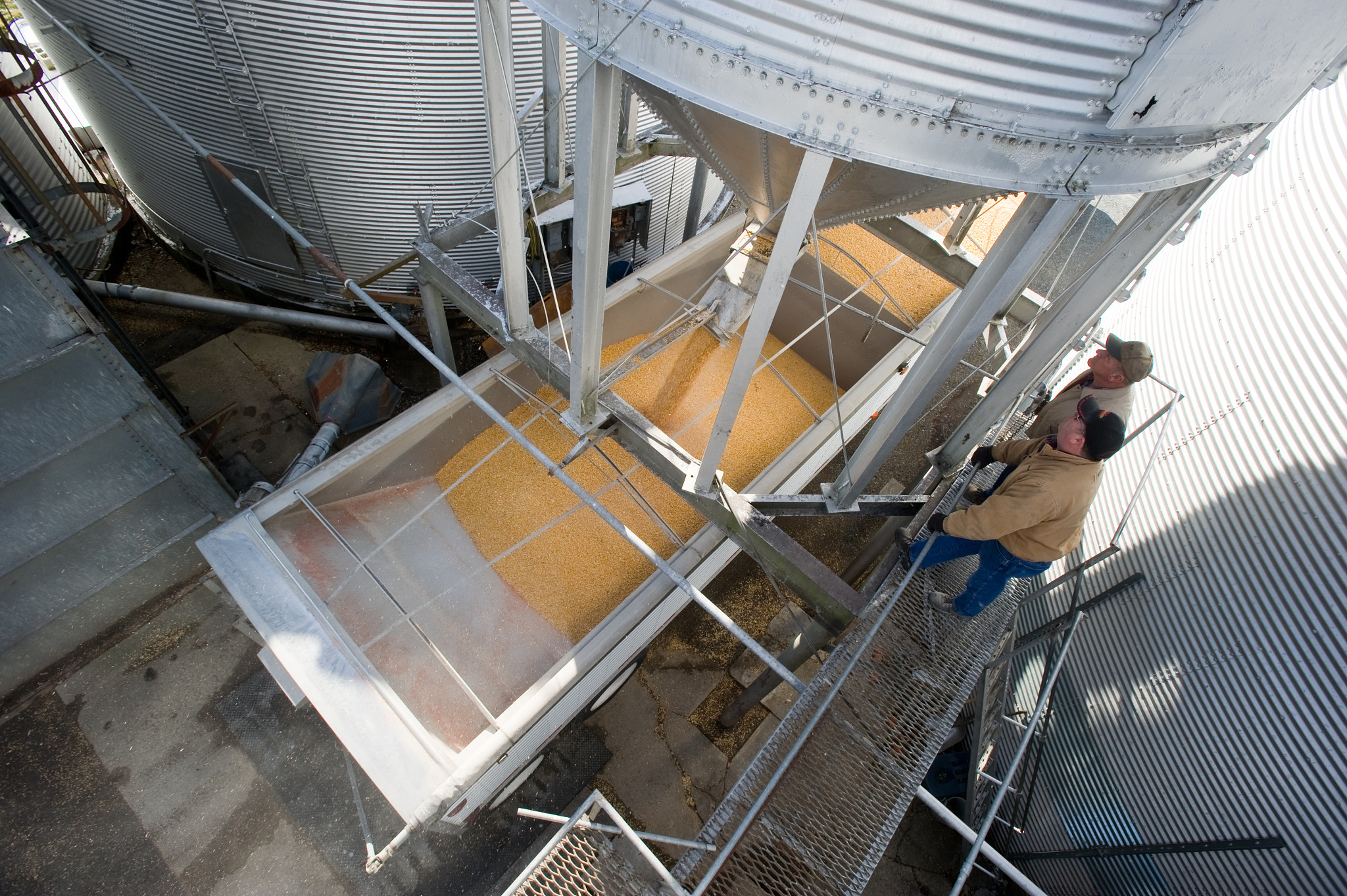 Nikon AF-S Nikkor 17-35mm F2.8D ED-IF sample photo. Bill malkus, crop insurance profile photography