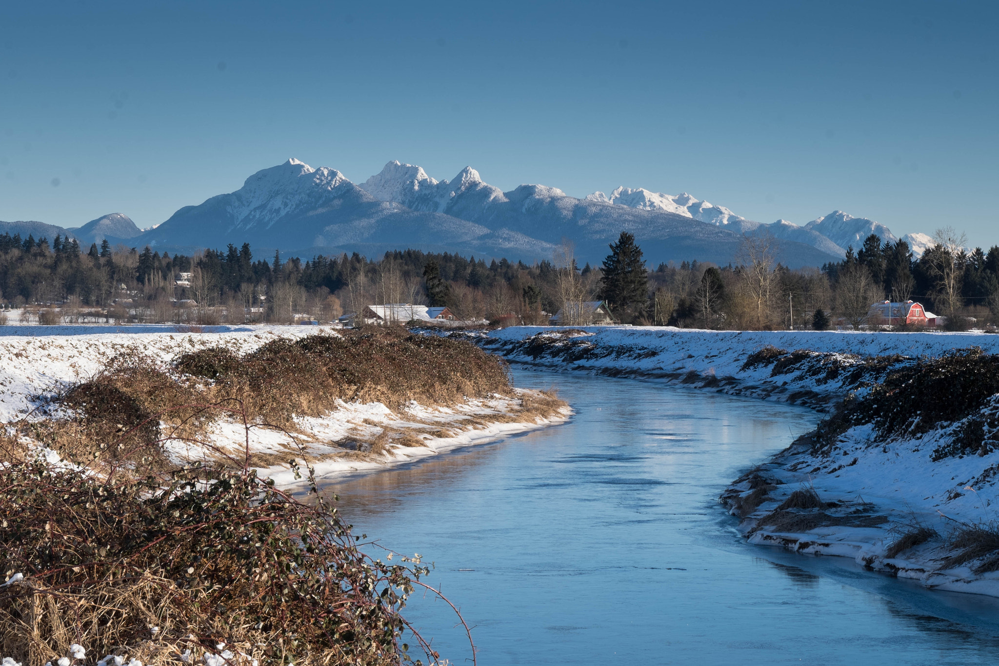 Fujifilm X-T1 sample photo. Mountain side photography