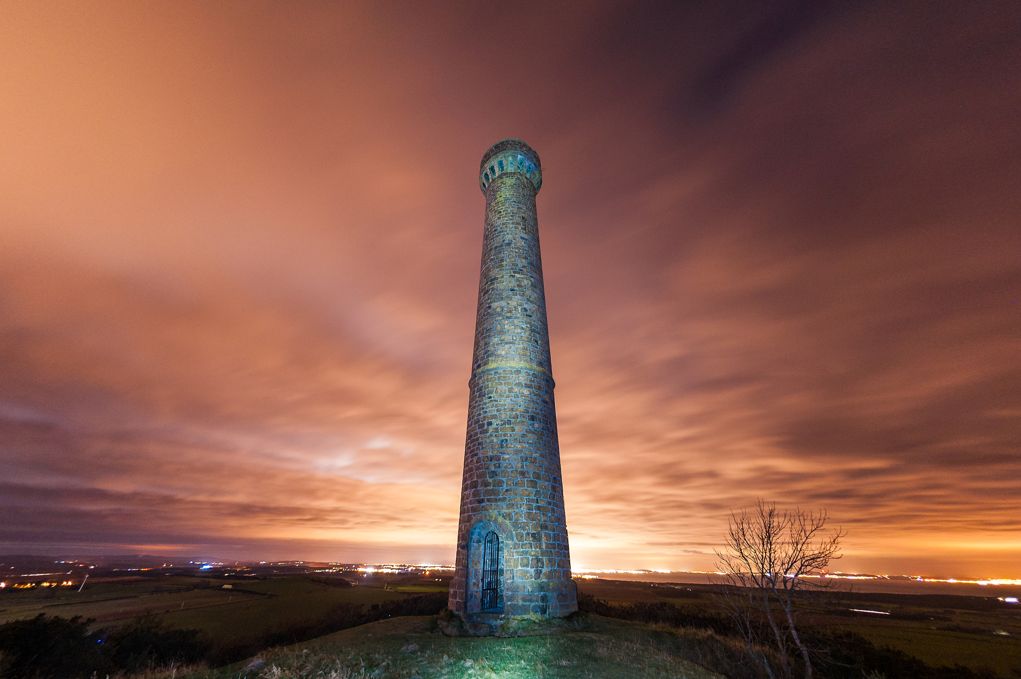 Nikon D700 + Sigma 15mm F2.8 EX DG Diagonal Fisheye sample photo. Hopetoun monument photography