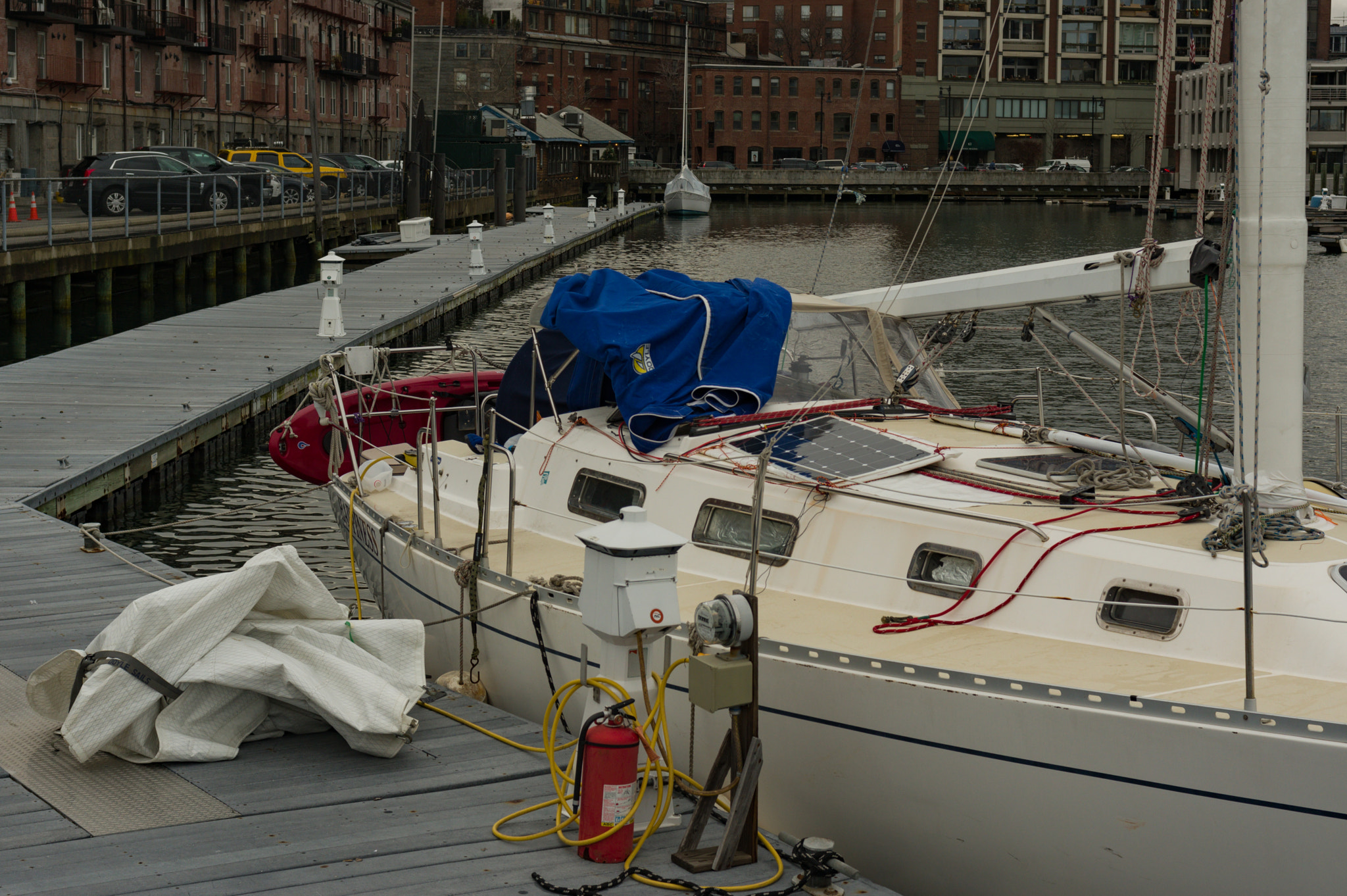 Pentax K-3 II + HD Pentax DA 40mm F2.8 Limited sample photo. Sad sailboat photography