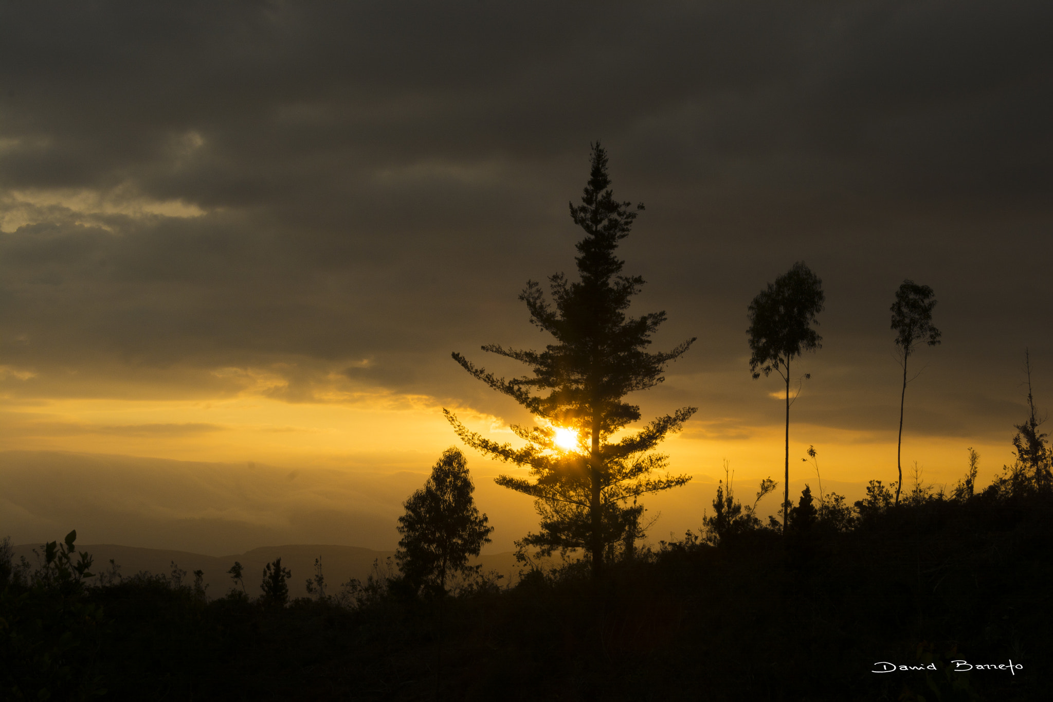 Nikon D7100 sample photo. Culminando el día, sunset serrano... photography