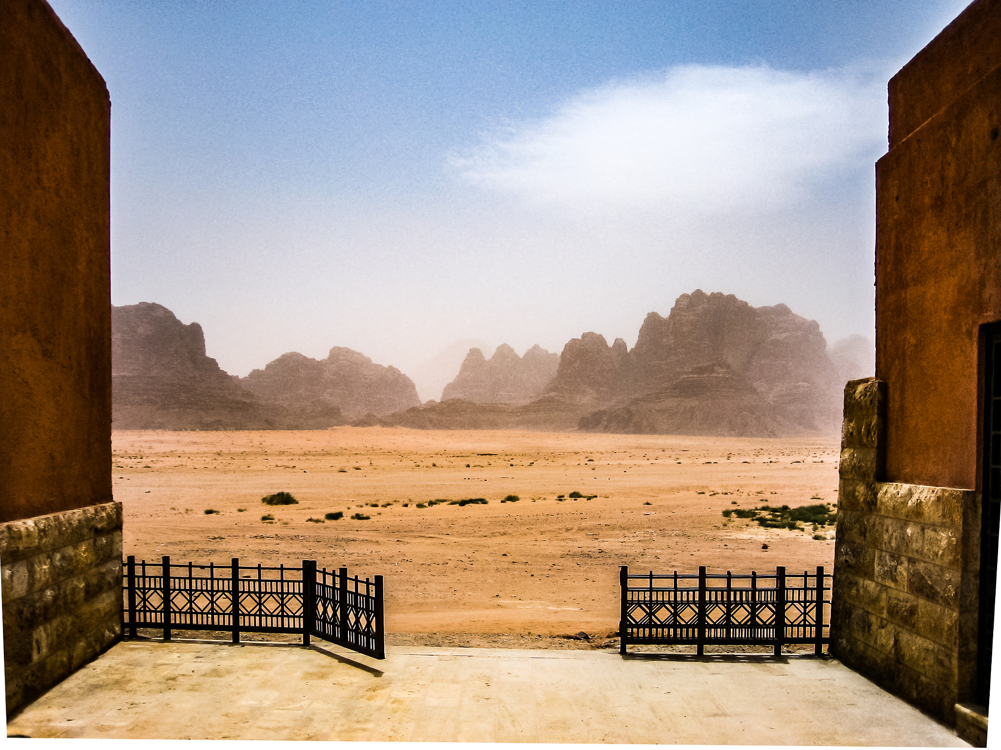 Canon DIGITAL IXUS 50 sample photo. Gate to the wadi rum photography