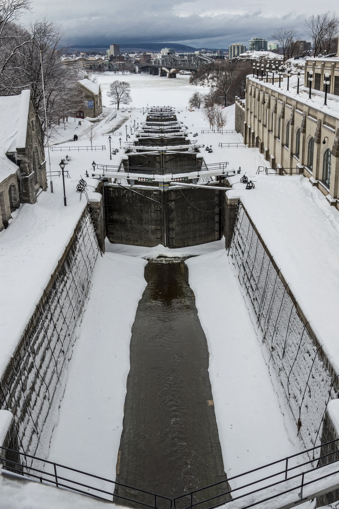 Nikon D3200 sample photo. Canal photography