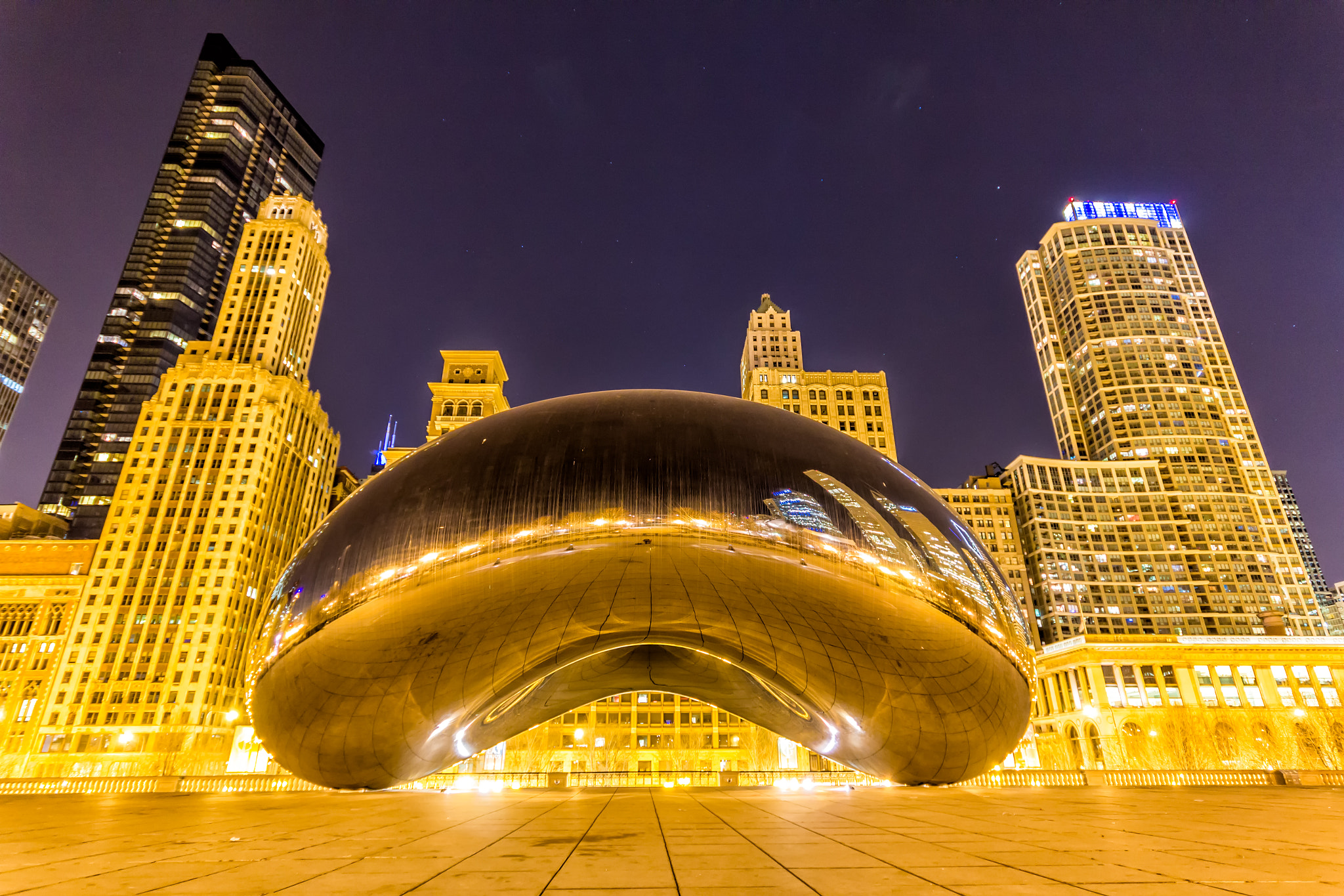 Sigma 10-20mm F4-5.6 EX DC HSM sample photo. Cloud gate (the bean) in millenium park in chicago at night photography