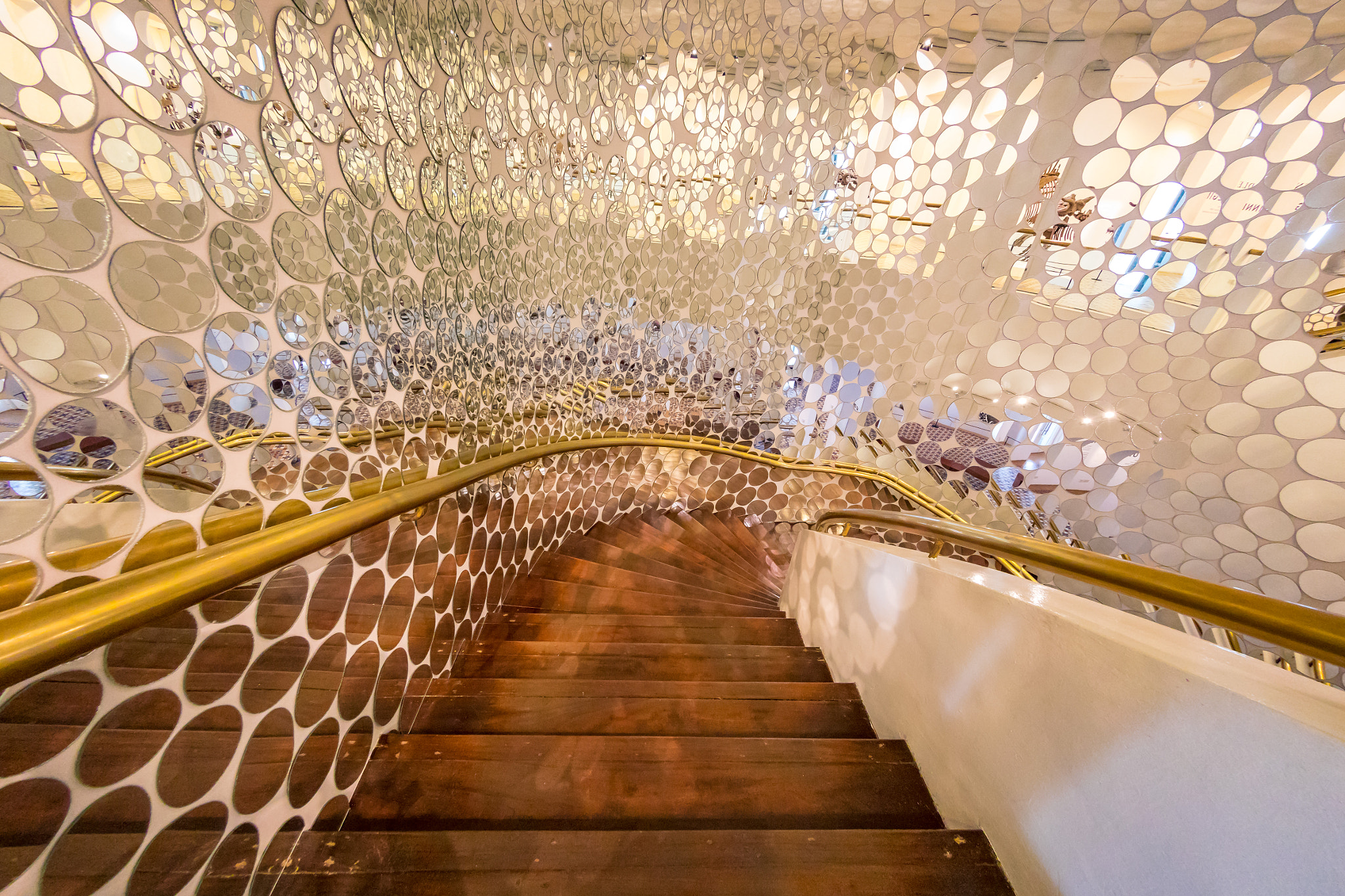 Canon EF 8-15mm F4L Fisheye USM sample photo. Stairway of reflections photography