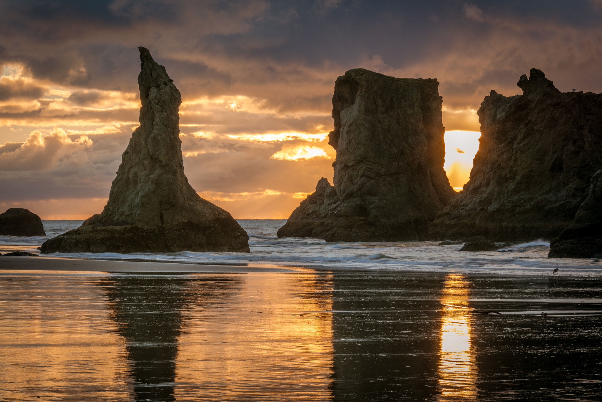 Canon EOS 5DS R + Canon EF 135mm F2L USM sample photo. Sea stacks photography