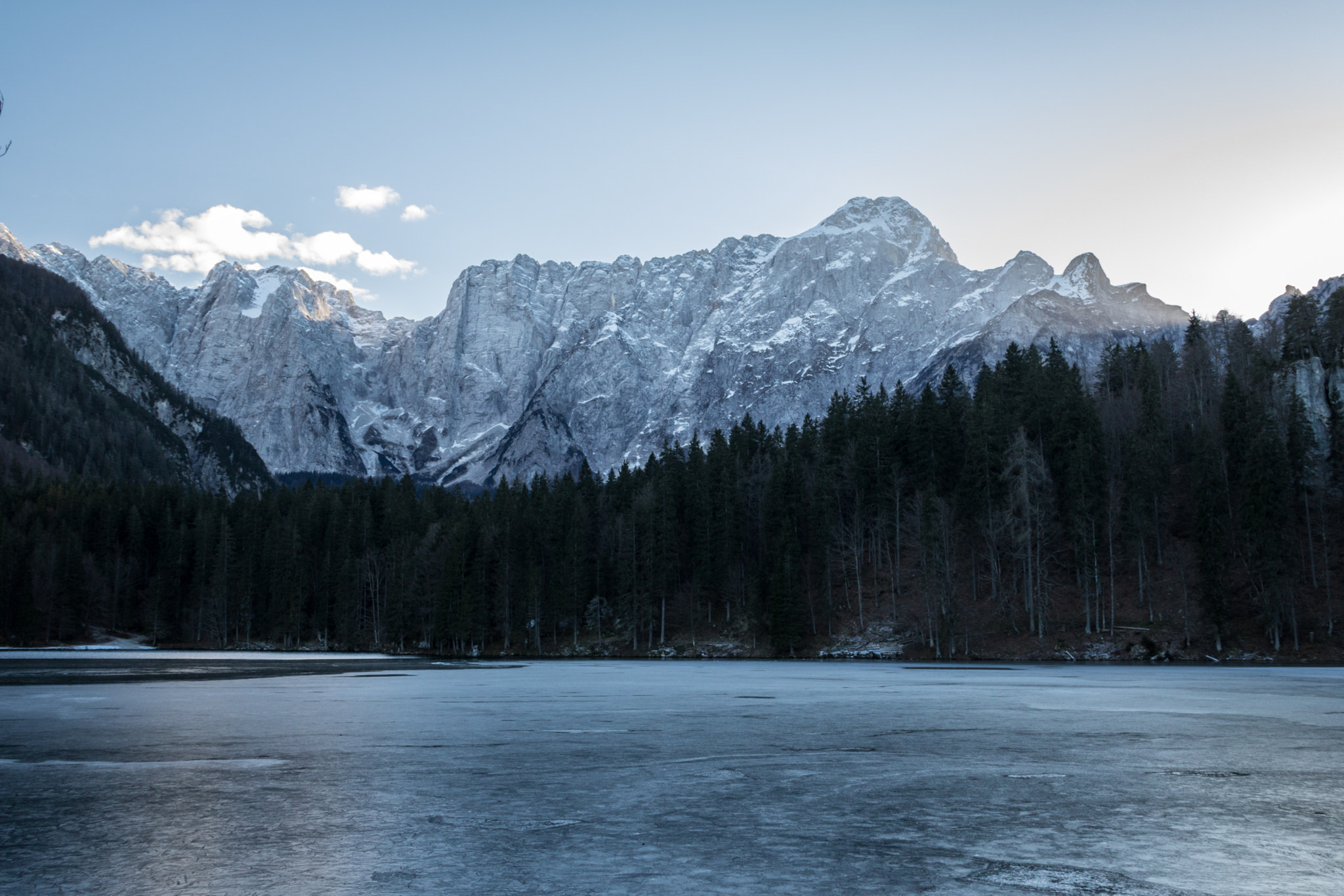 Canon EOS 760D (EOS Rebel T6s / EOS 8000D) sample photo. Frosty views photography