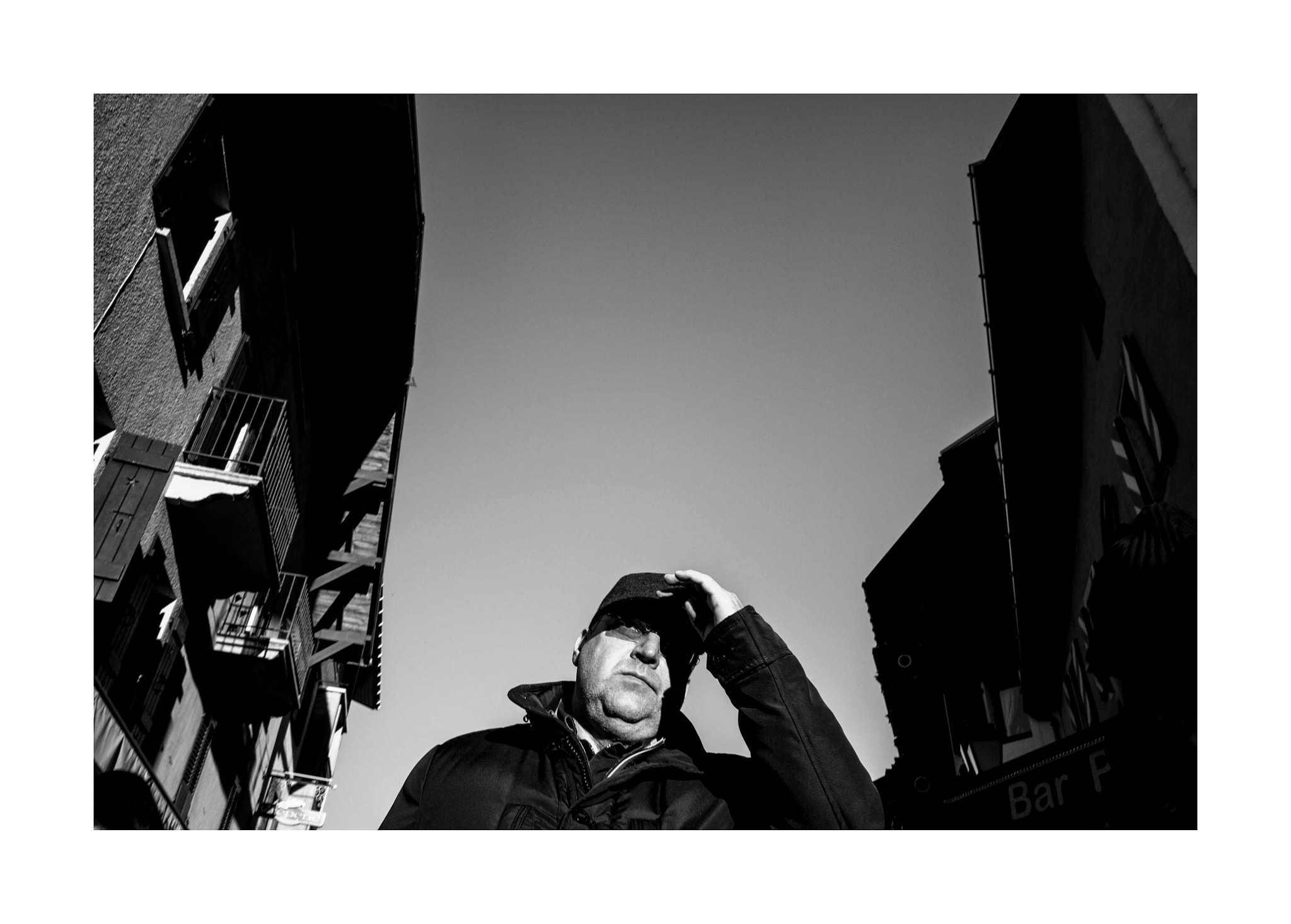 Summicron-M 1:2/28 ASPH. sample photo. Facing the sun#10 photography