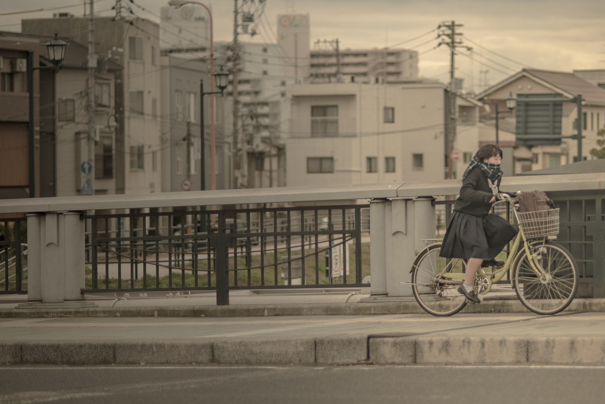 Nikon D750 + Nikon AF Nikkor 105mm F2D DC sample photo. Bicycle girl photography