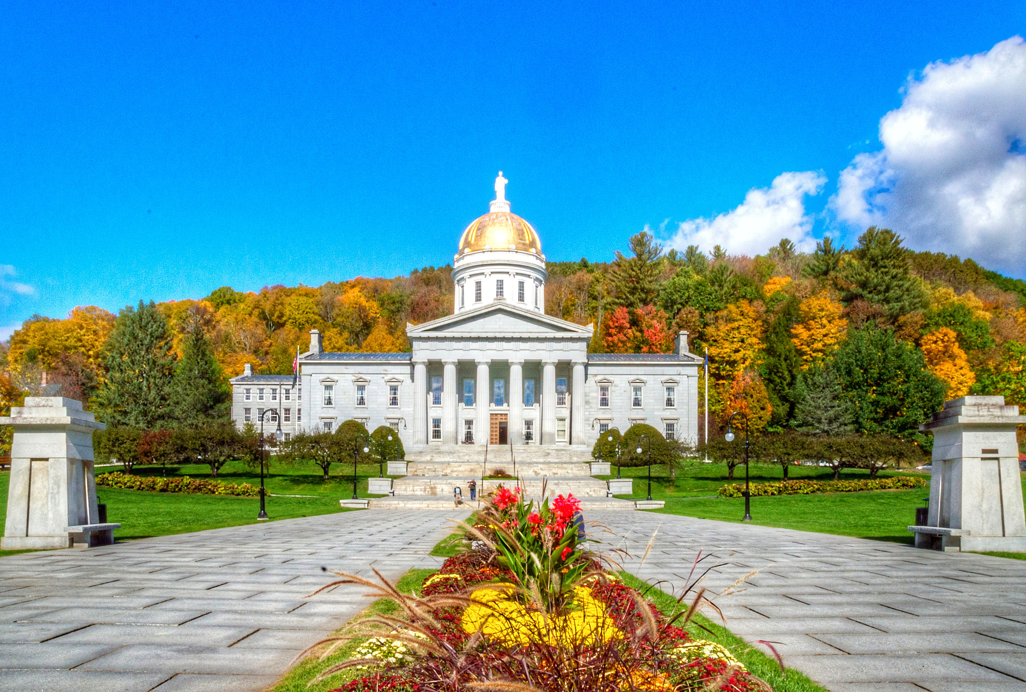 Nikon D3200 sample photo. Vermont state house photography